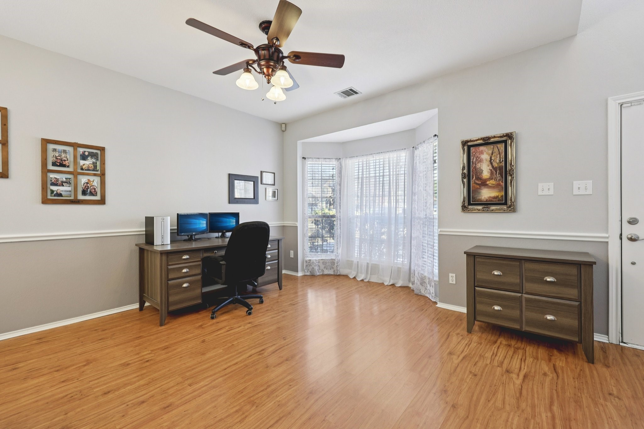 1825 Ingleside Drive