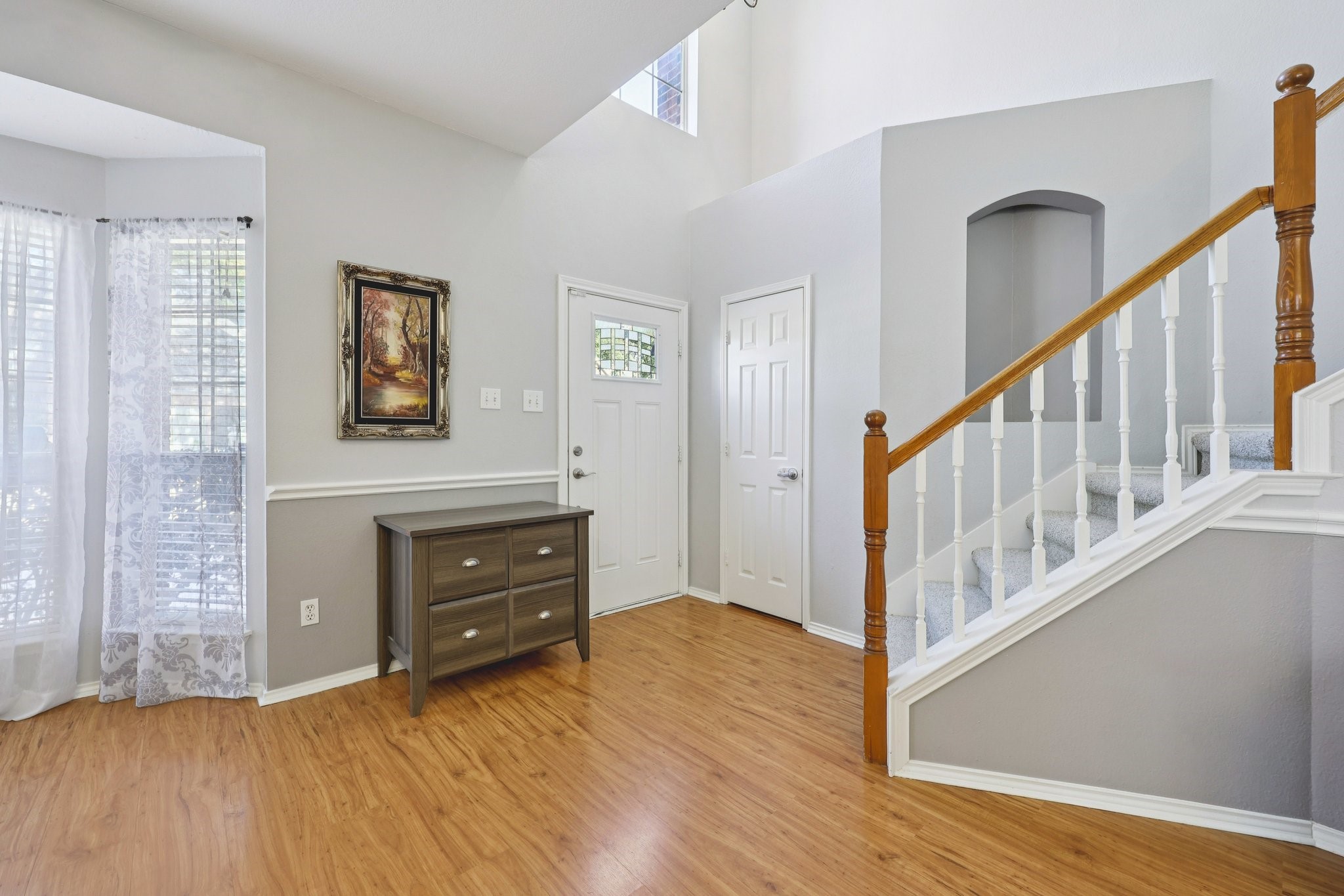 1825 Ingleside Drive