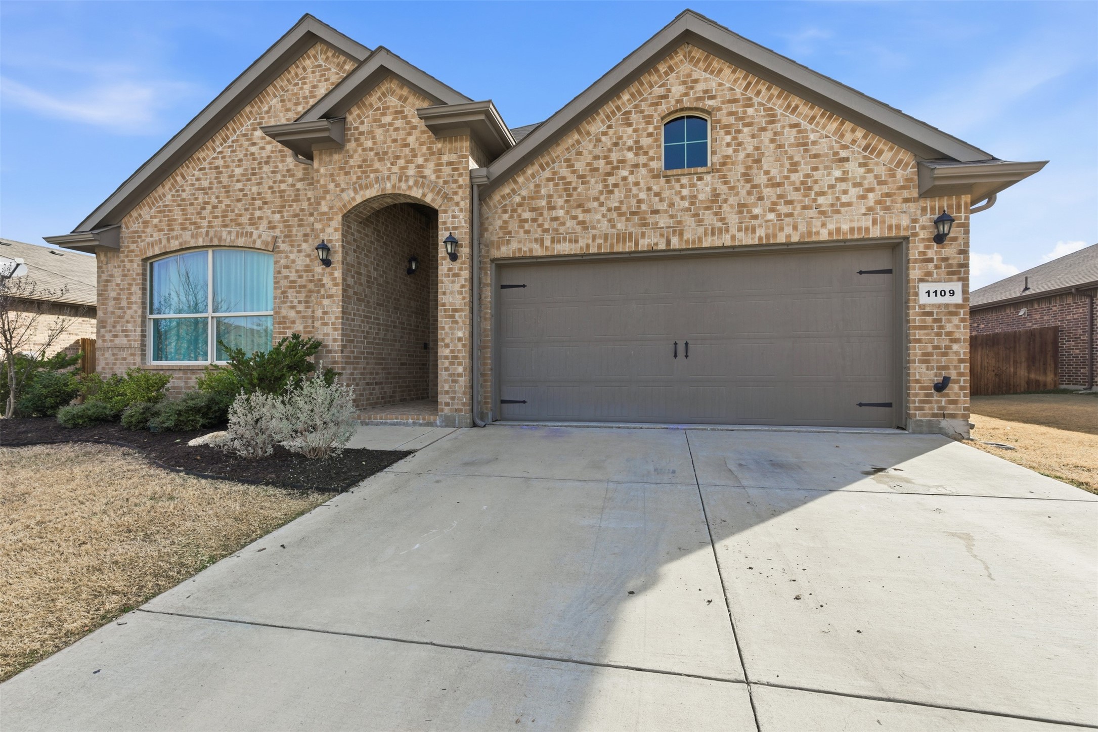1109 Scotney Lane