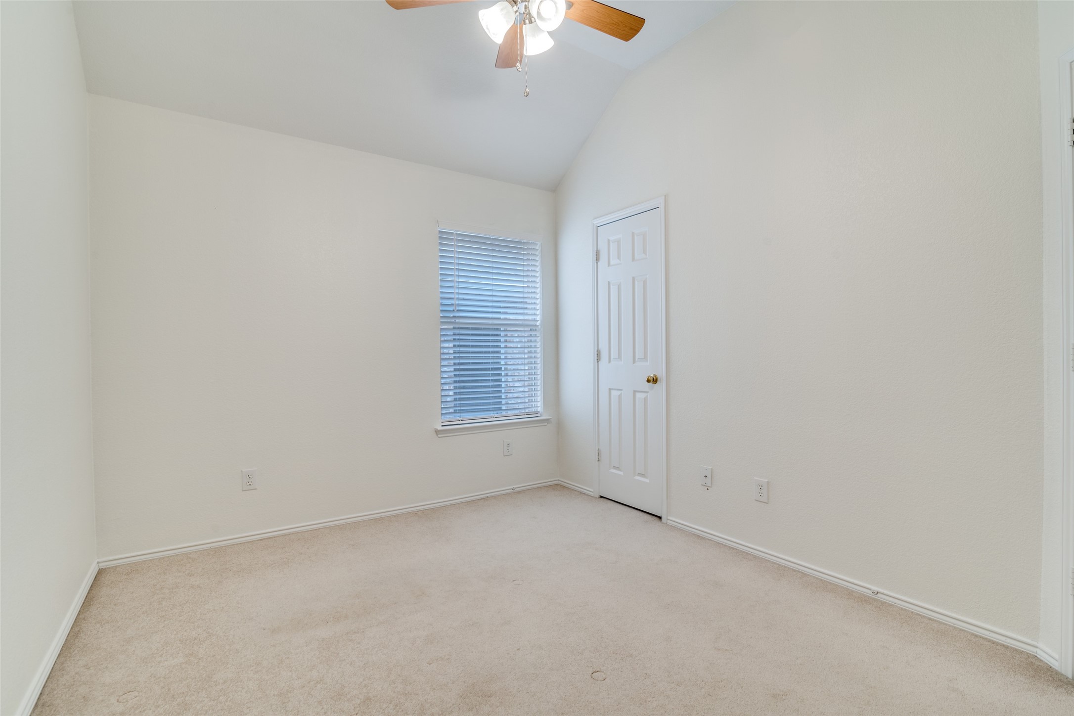 2185 Crestlake Drive