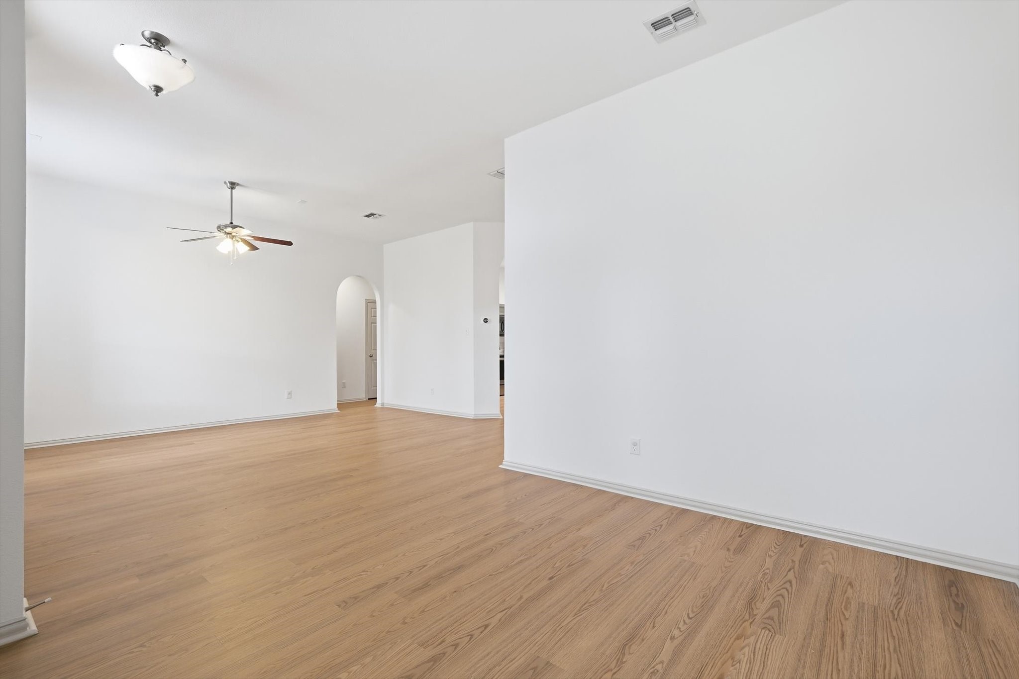 1233 Valley Oaks Drive