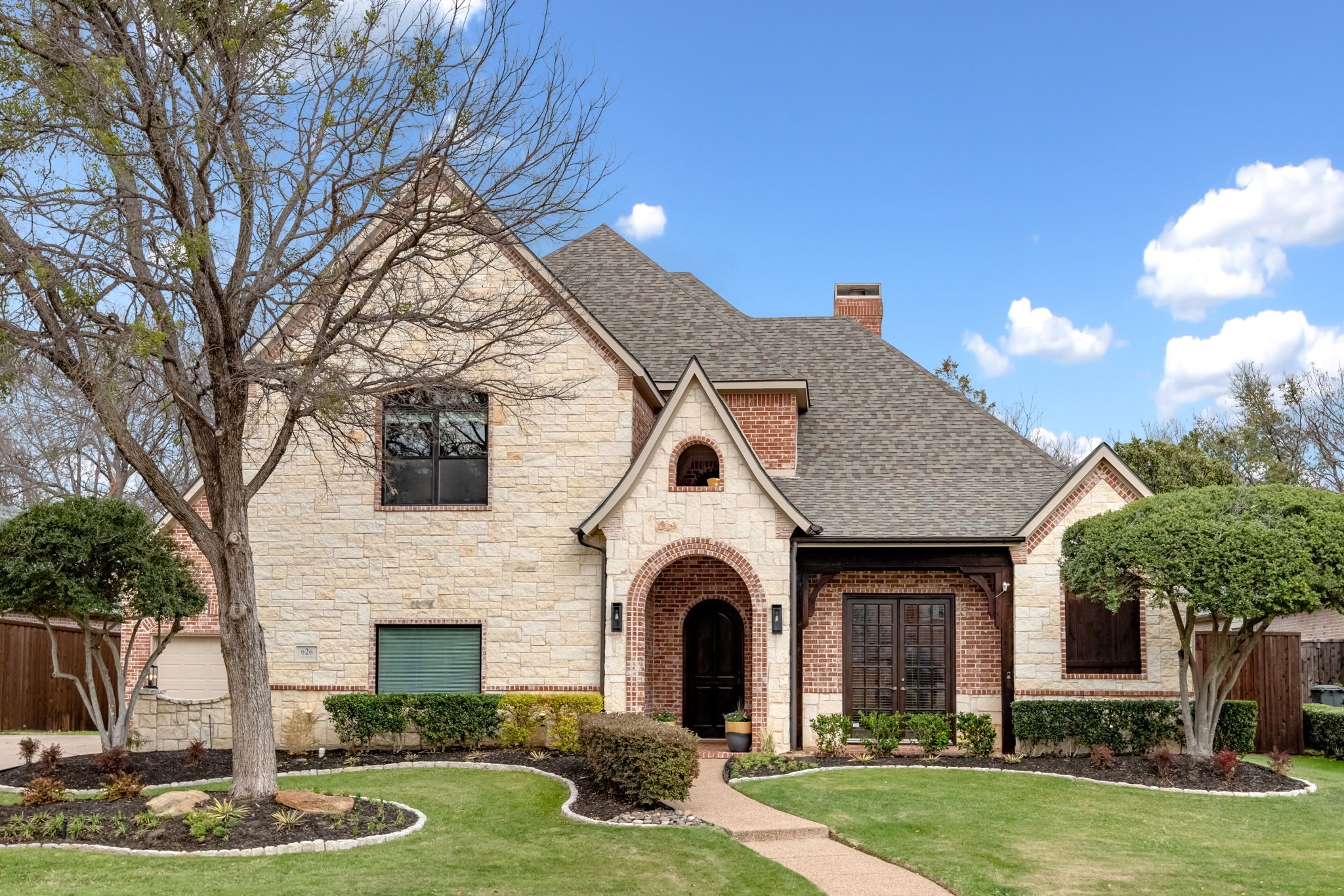 626 Stratford Lane