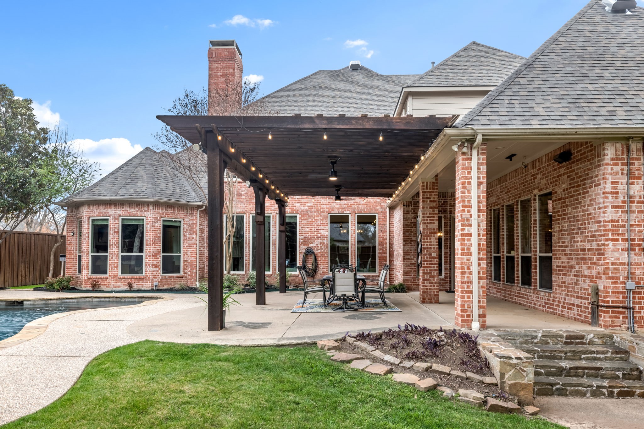 626 Stratford Lane