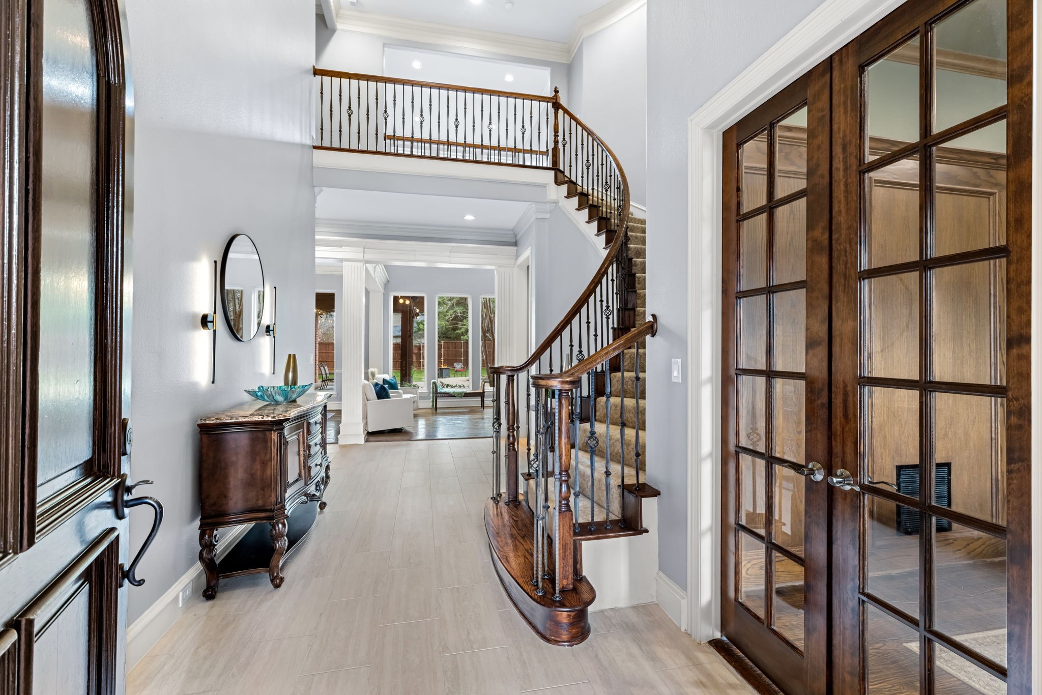 626 Stratford Lane
