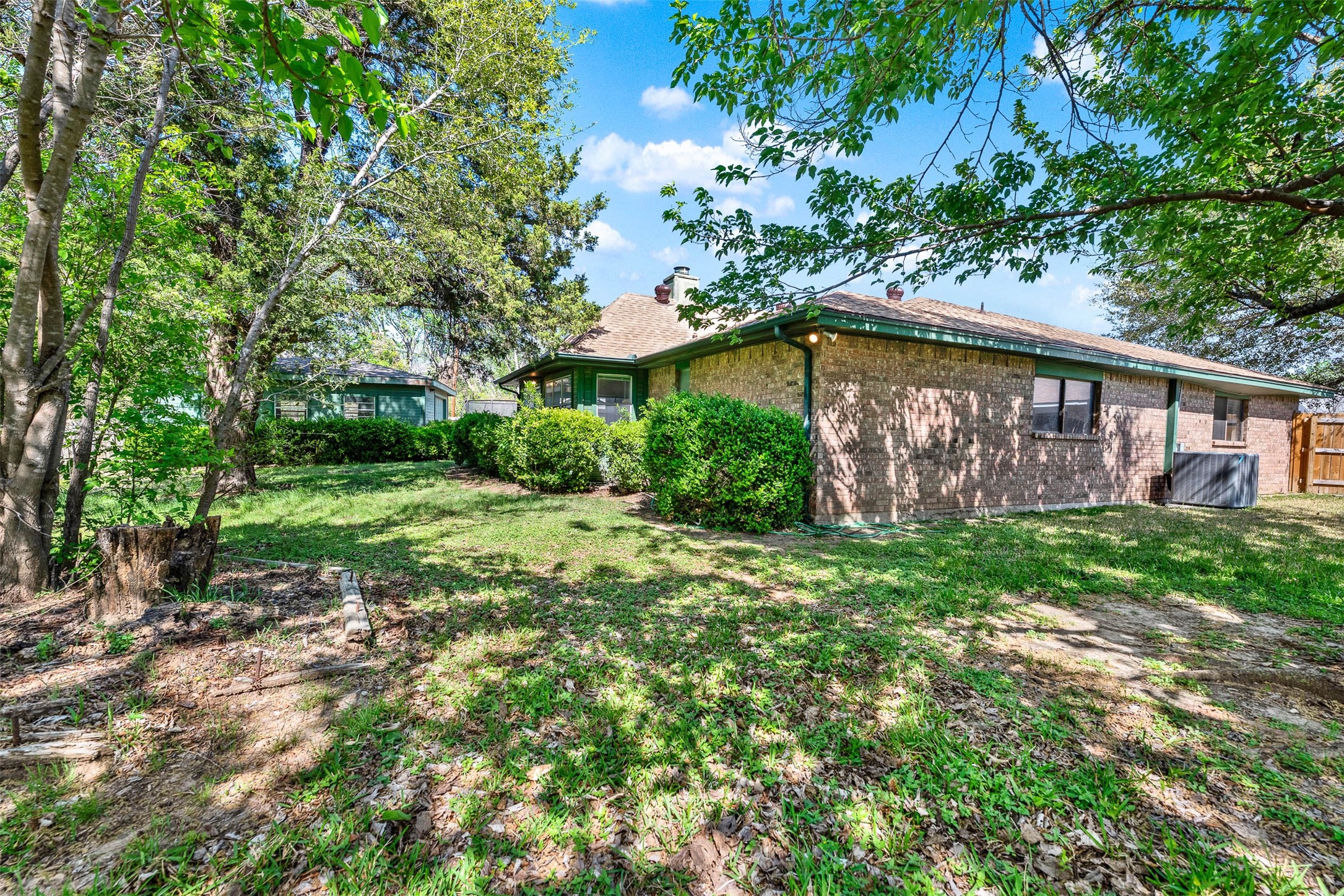 4106 Whitman Lane