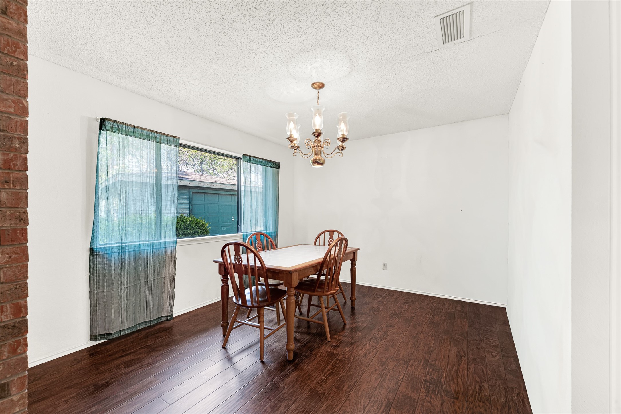 4106 Whitman Lane