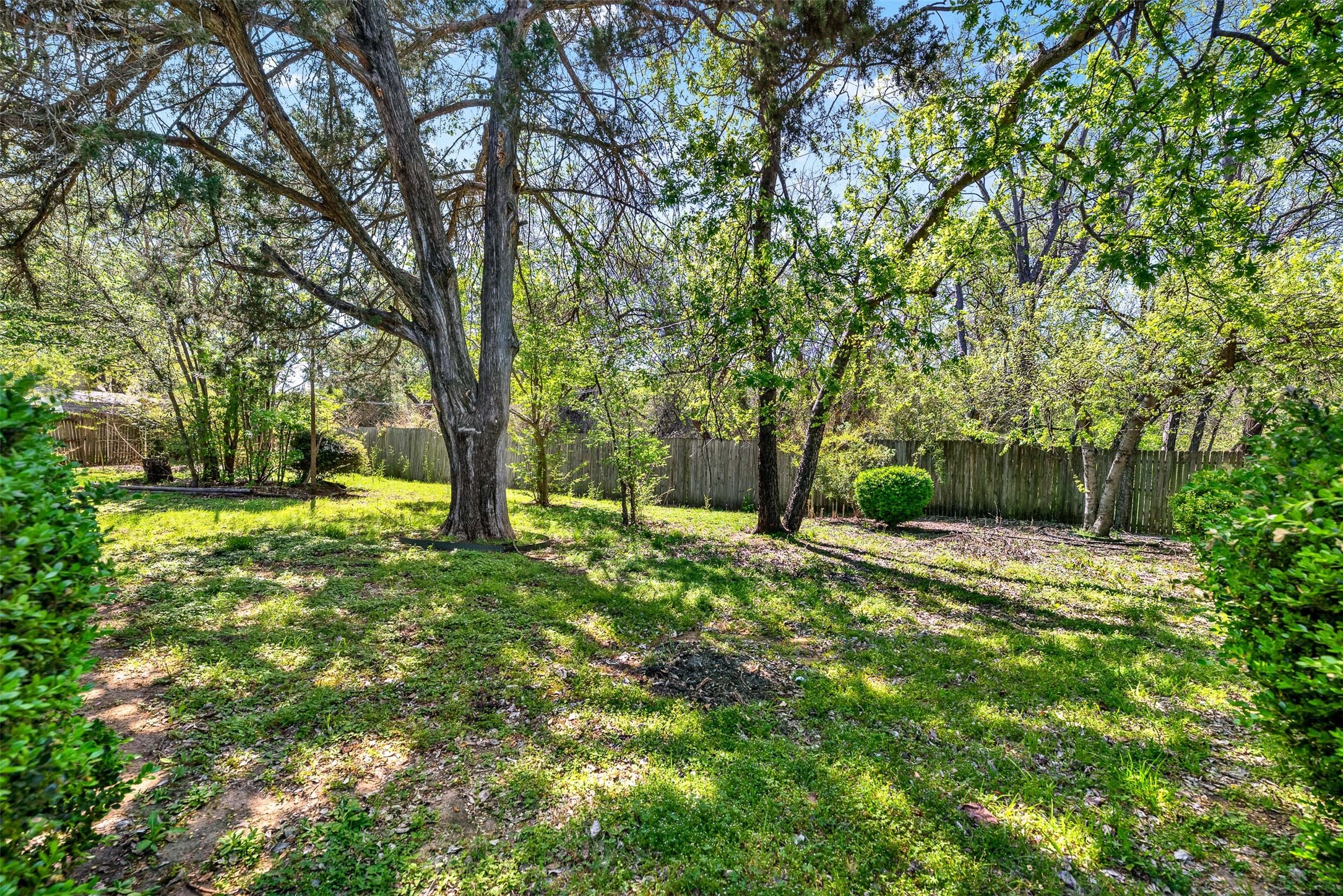 4106 Whitman Lane