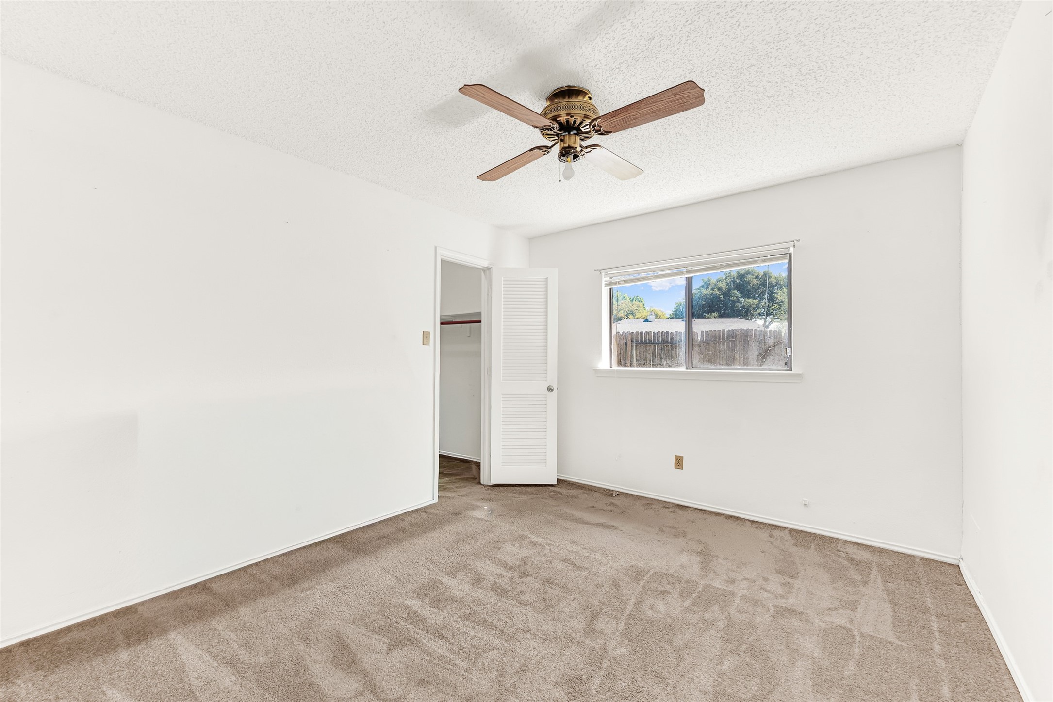 4106 Whitman Lane