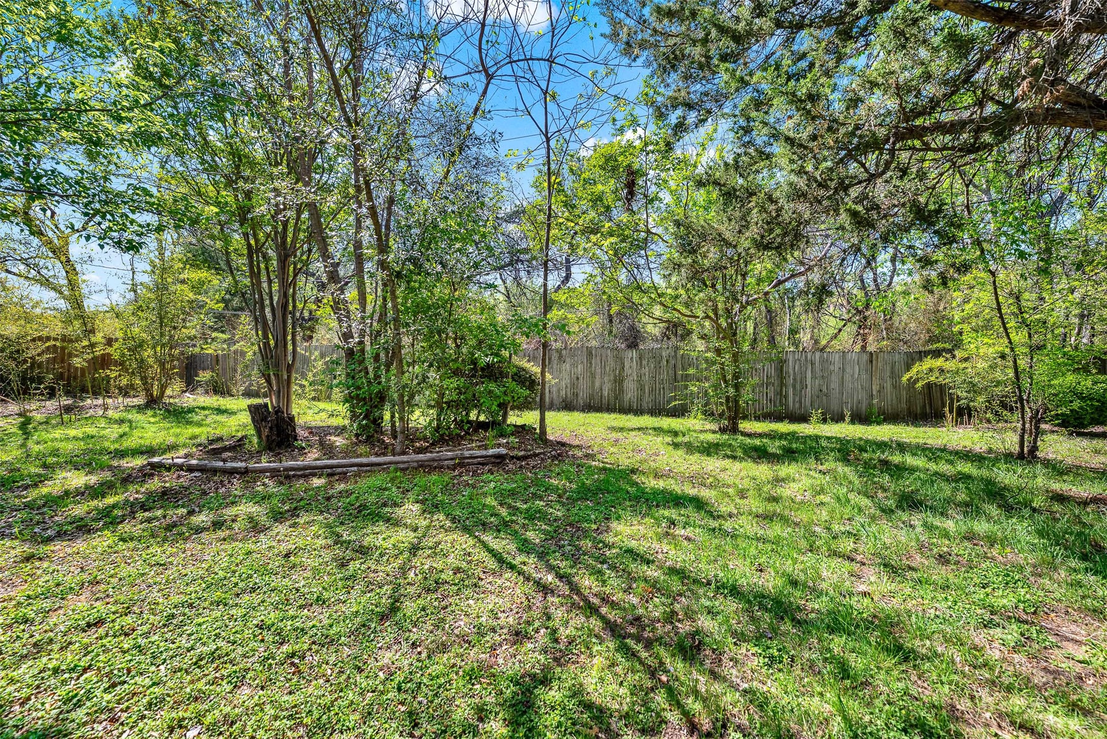 4106 Whitman Lane