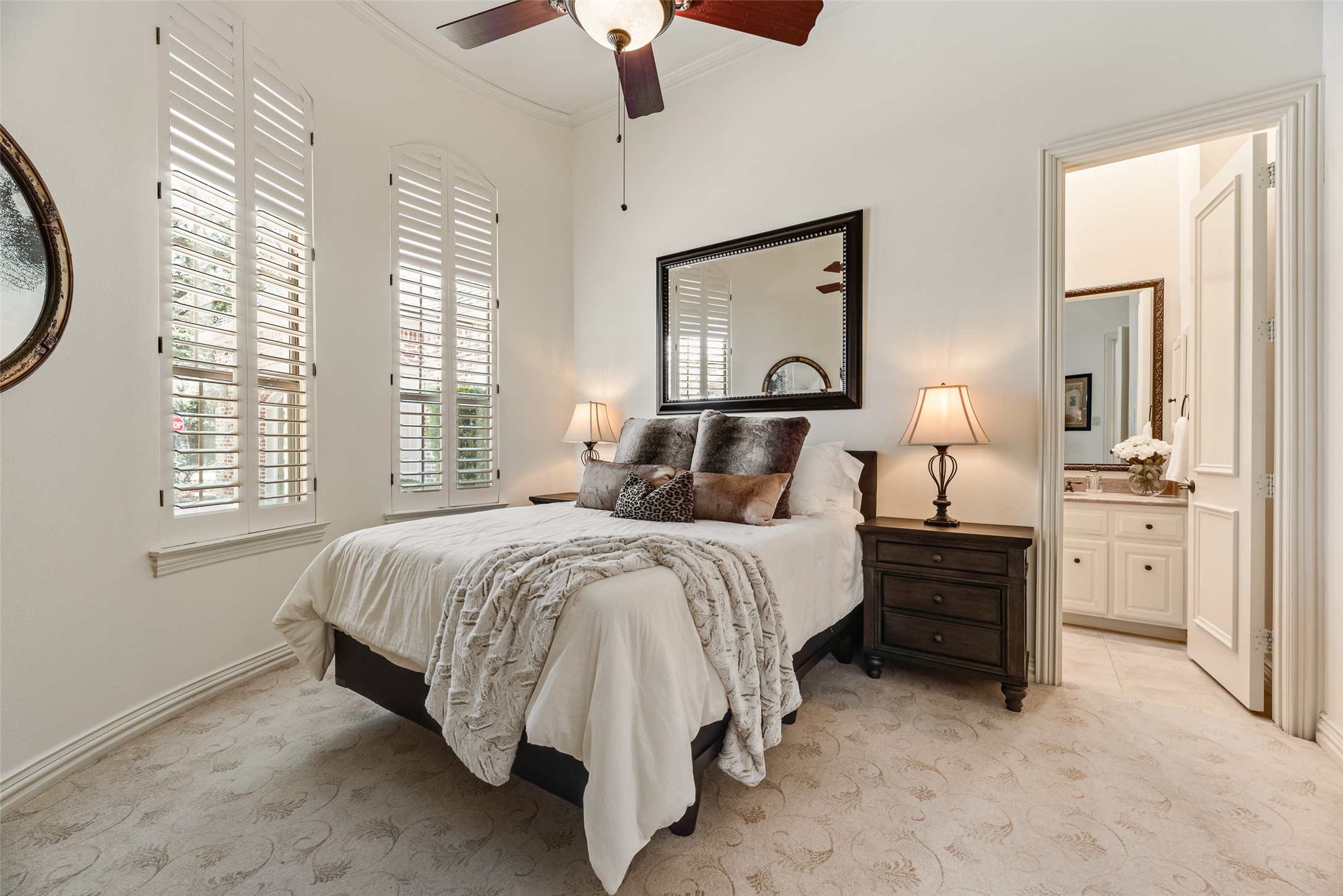 4903 Oak Knoll Lane