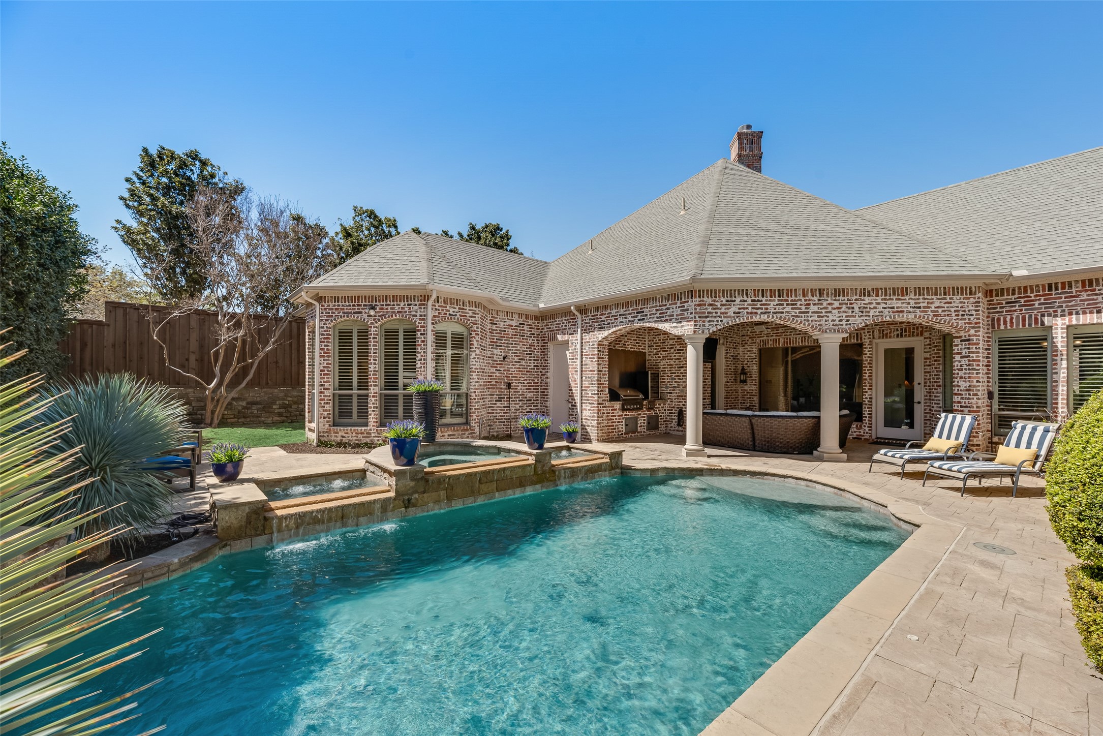 4903 Oak Knoll Lane