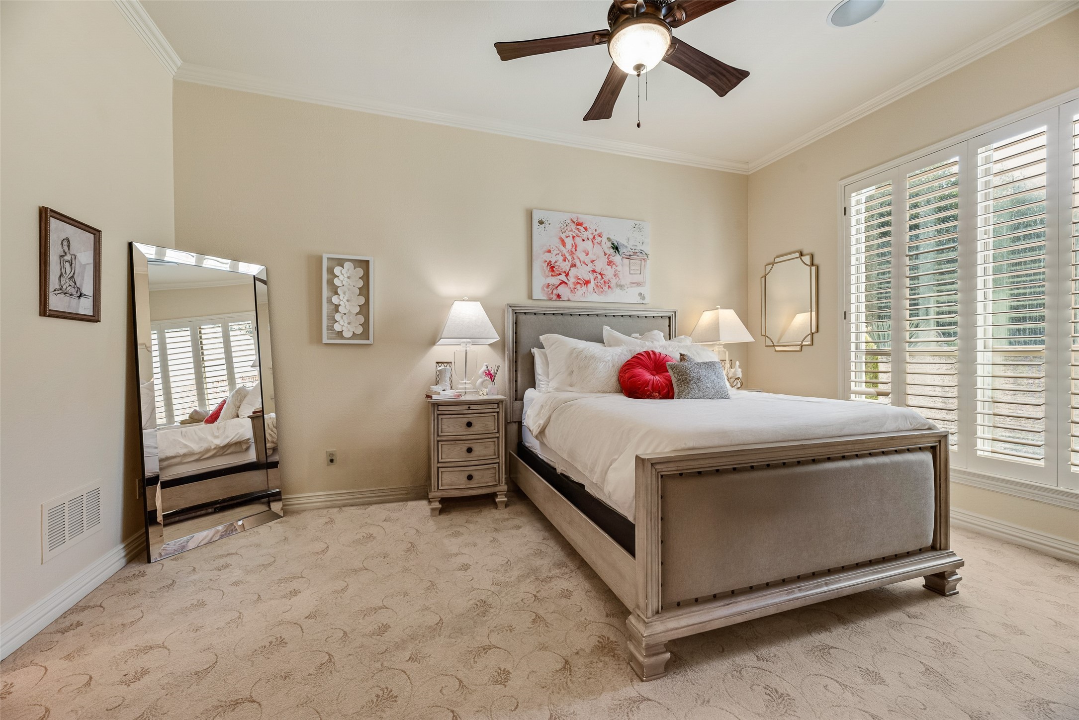 4903 Oak Knoll Lane