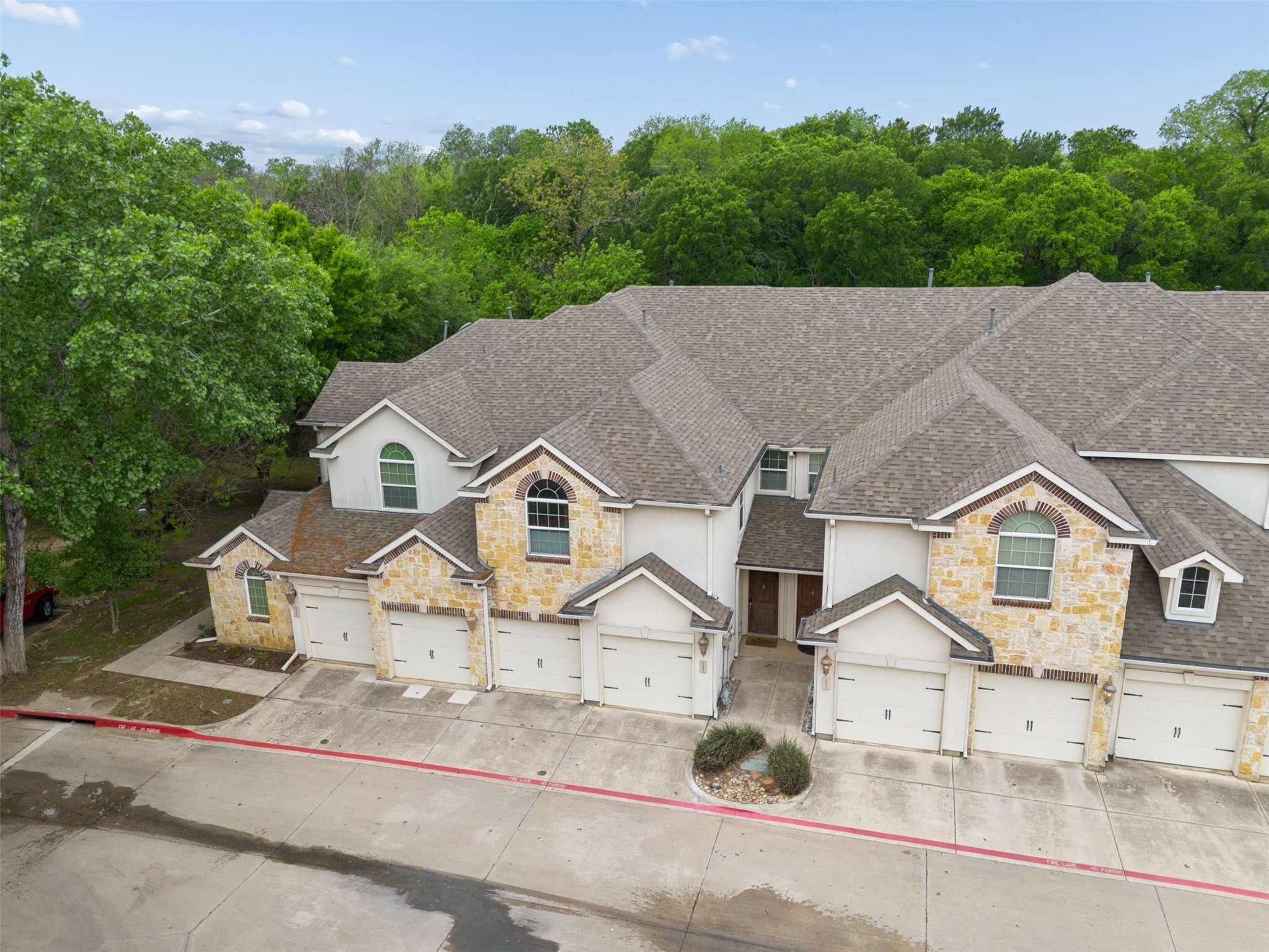 2613 Eagle Drive