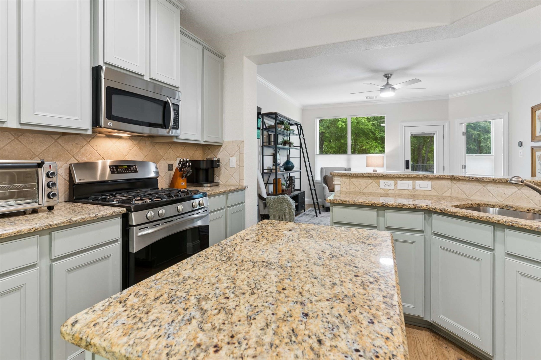 2613 Eagle Drive