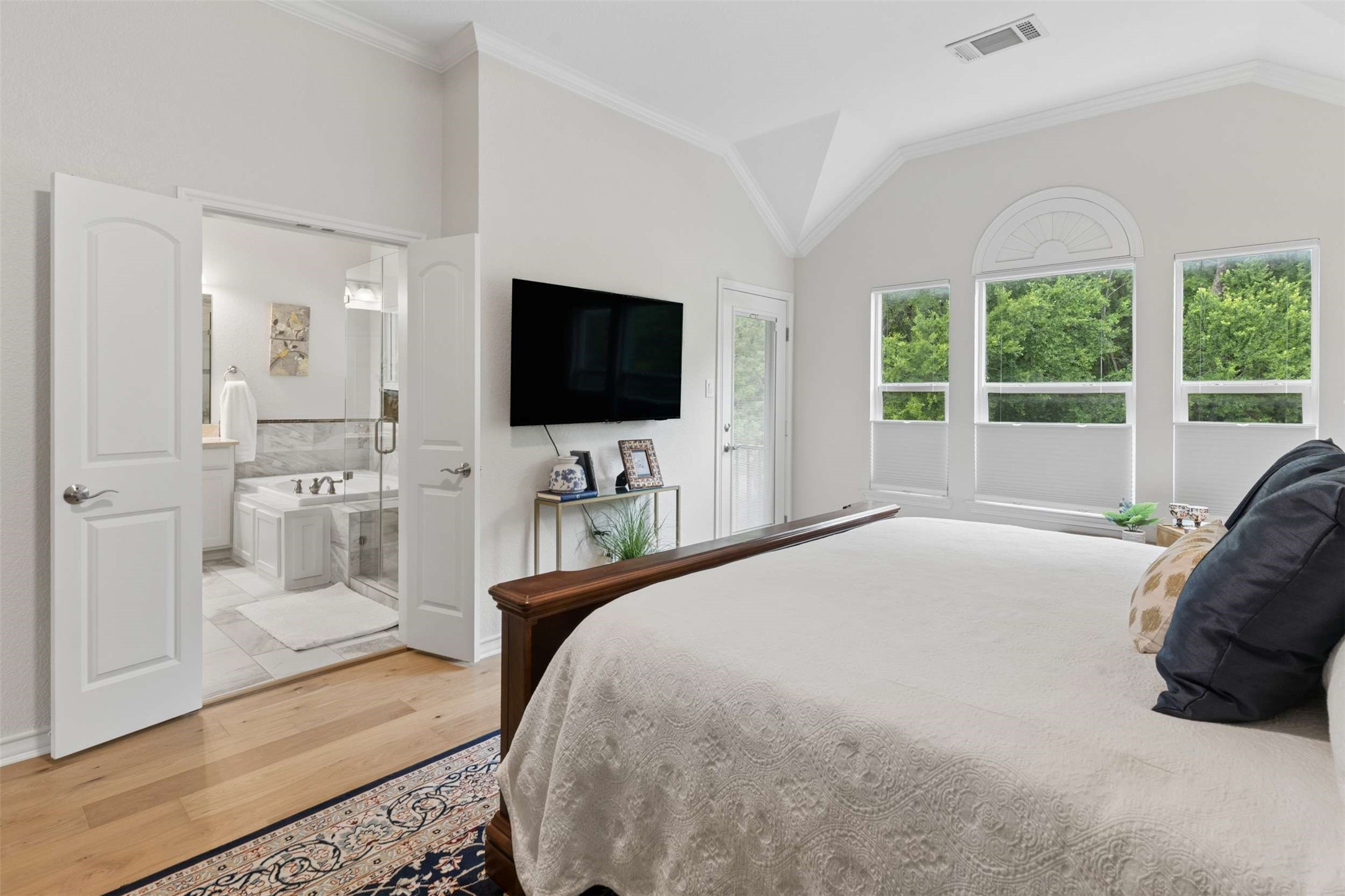 2613 Eagle Drive