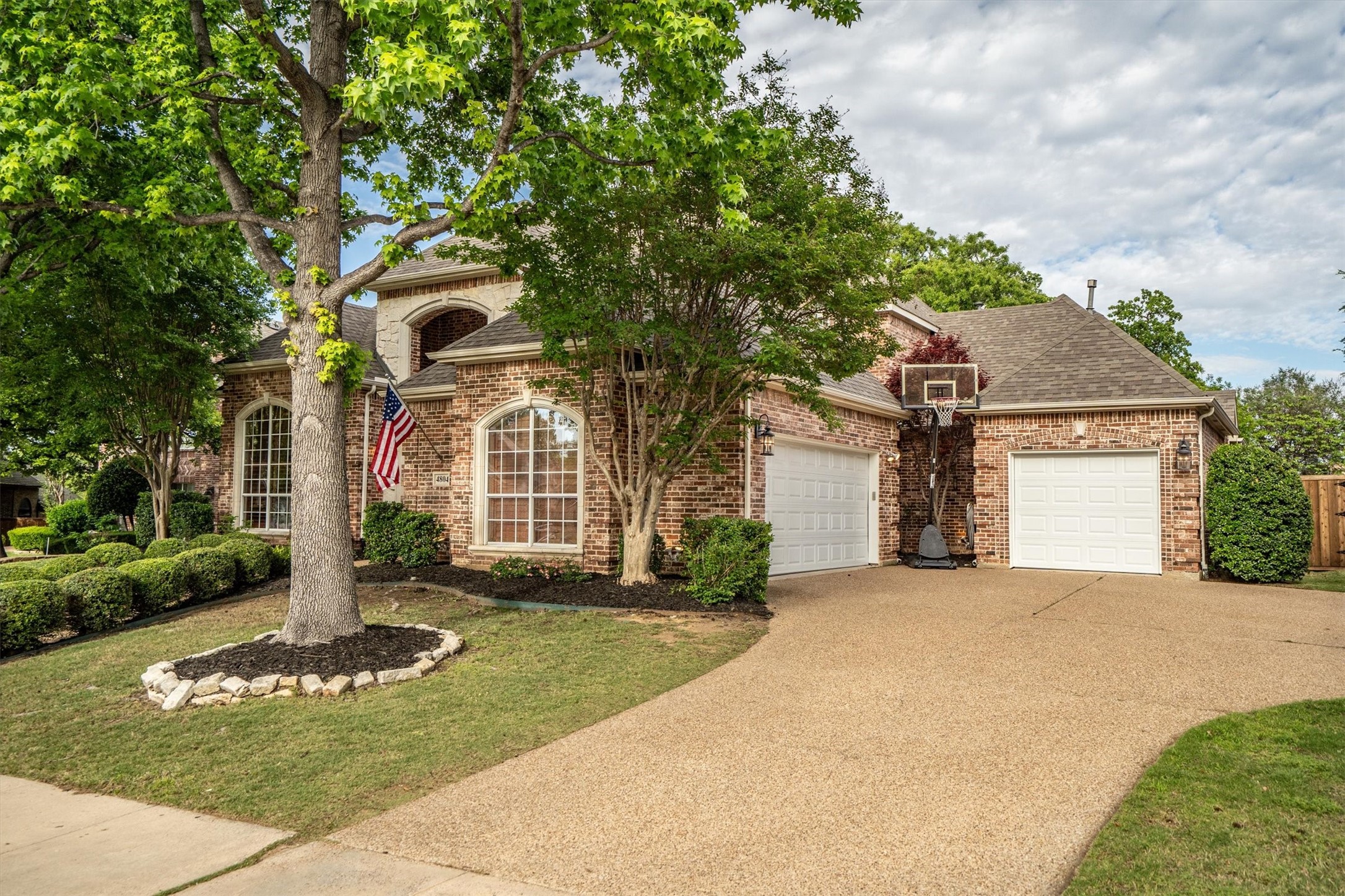 4804 Aurora Court