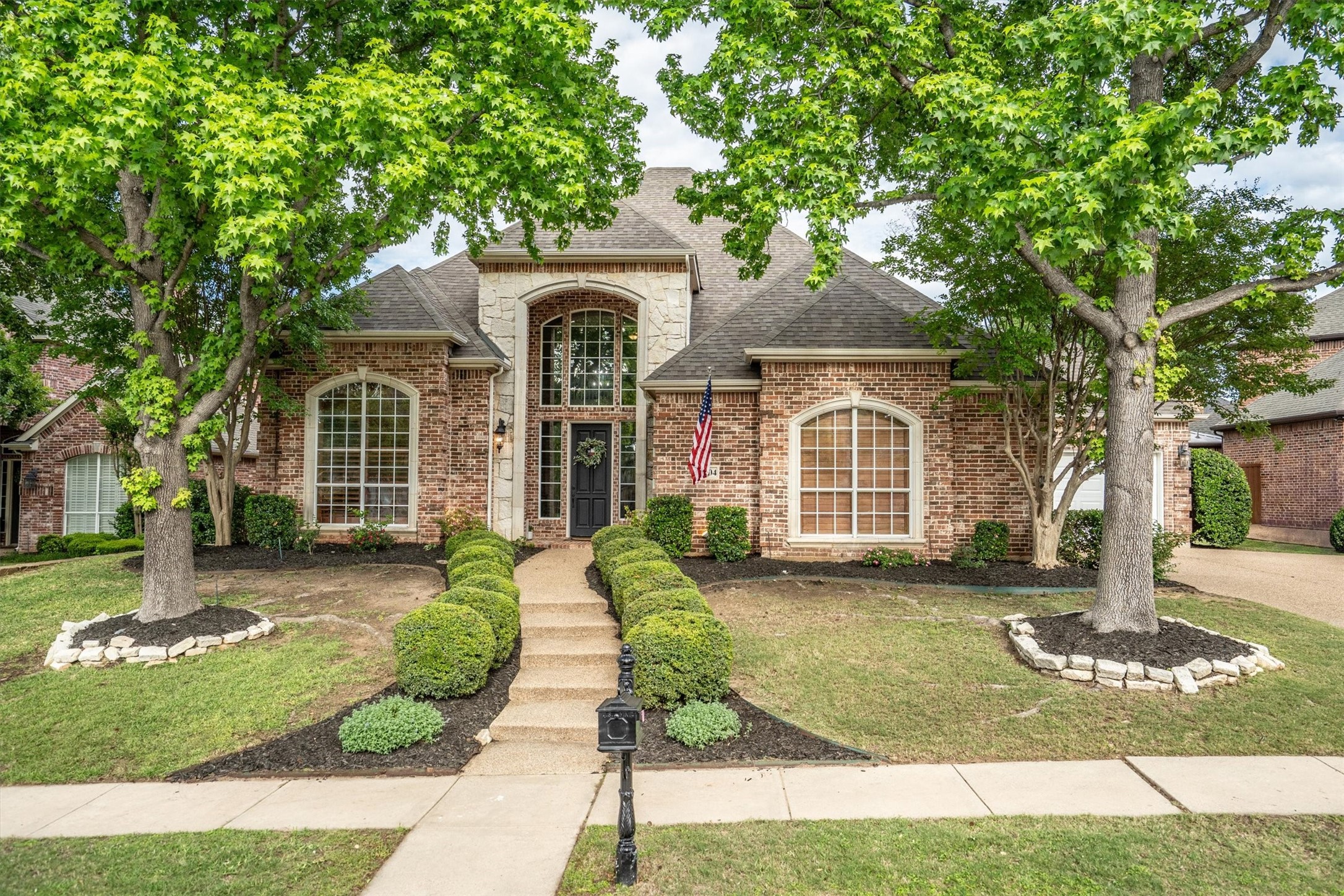 4804 Aurora Court