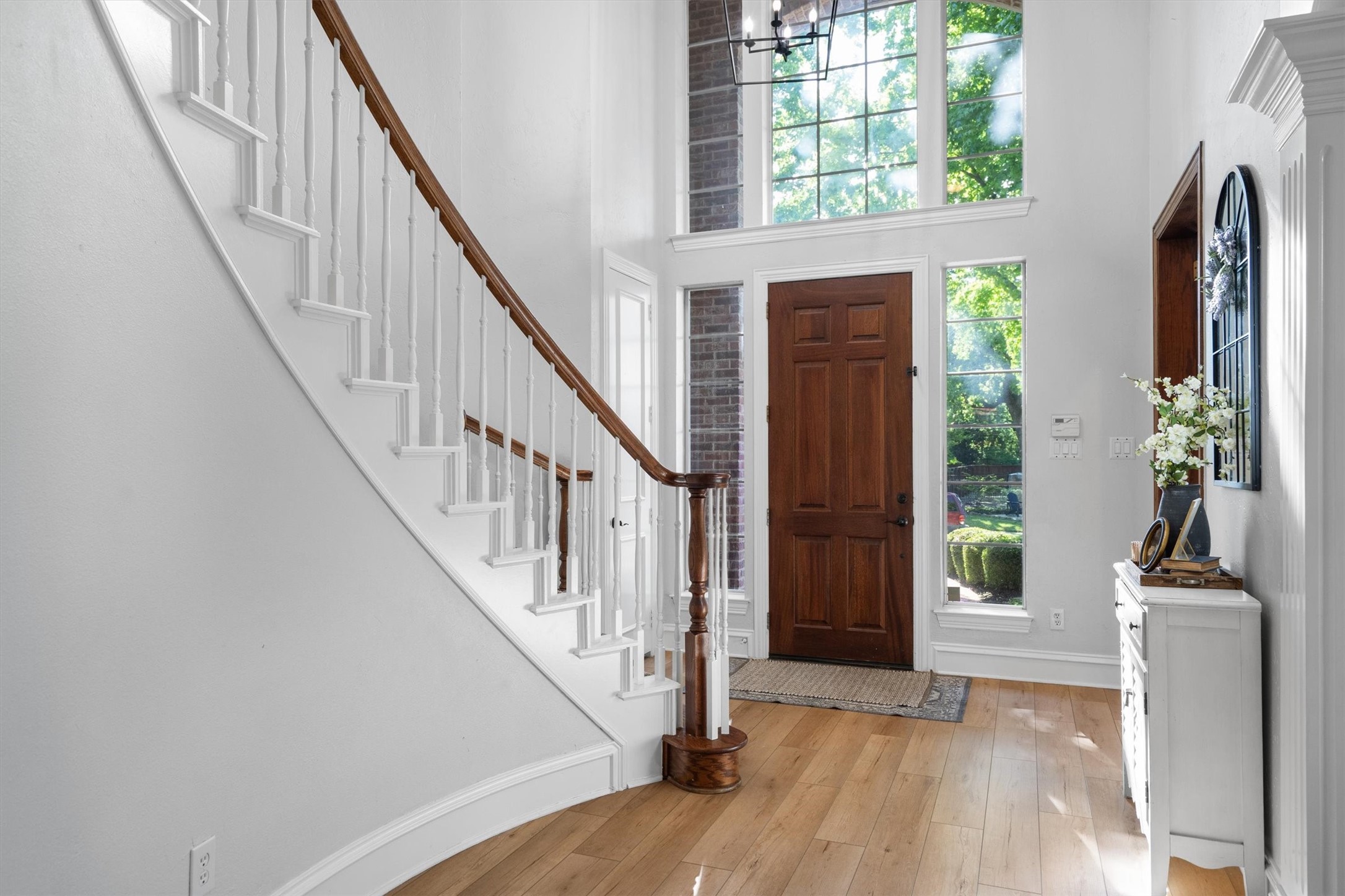 4804 Aurora Court