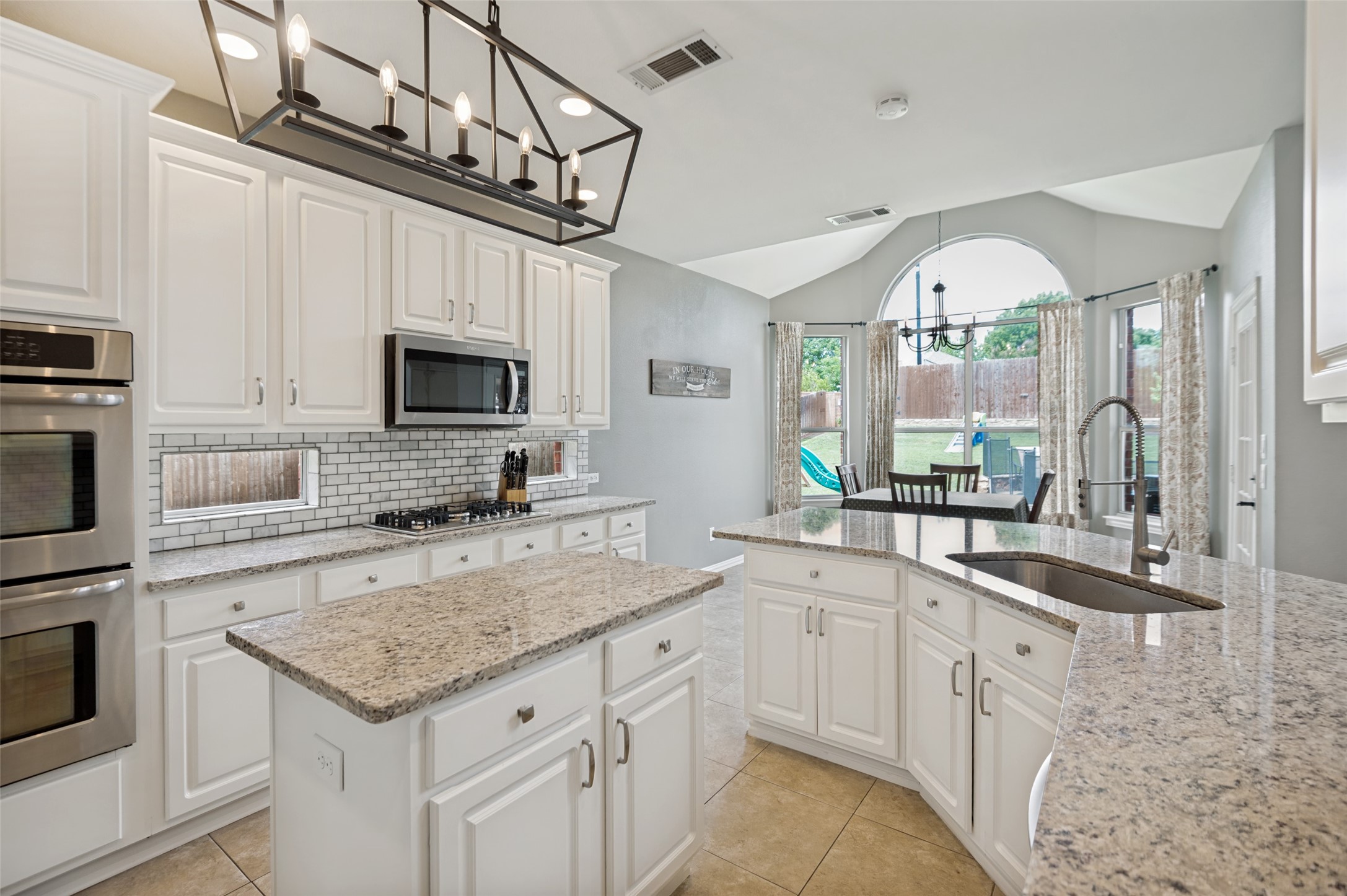1524 Shadywood Lane