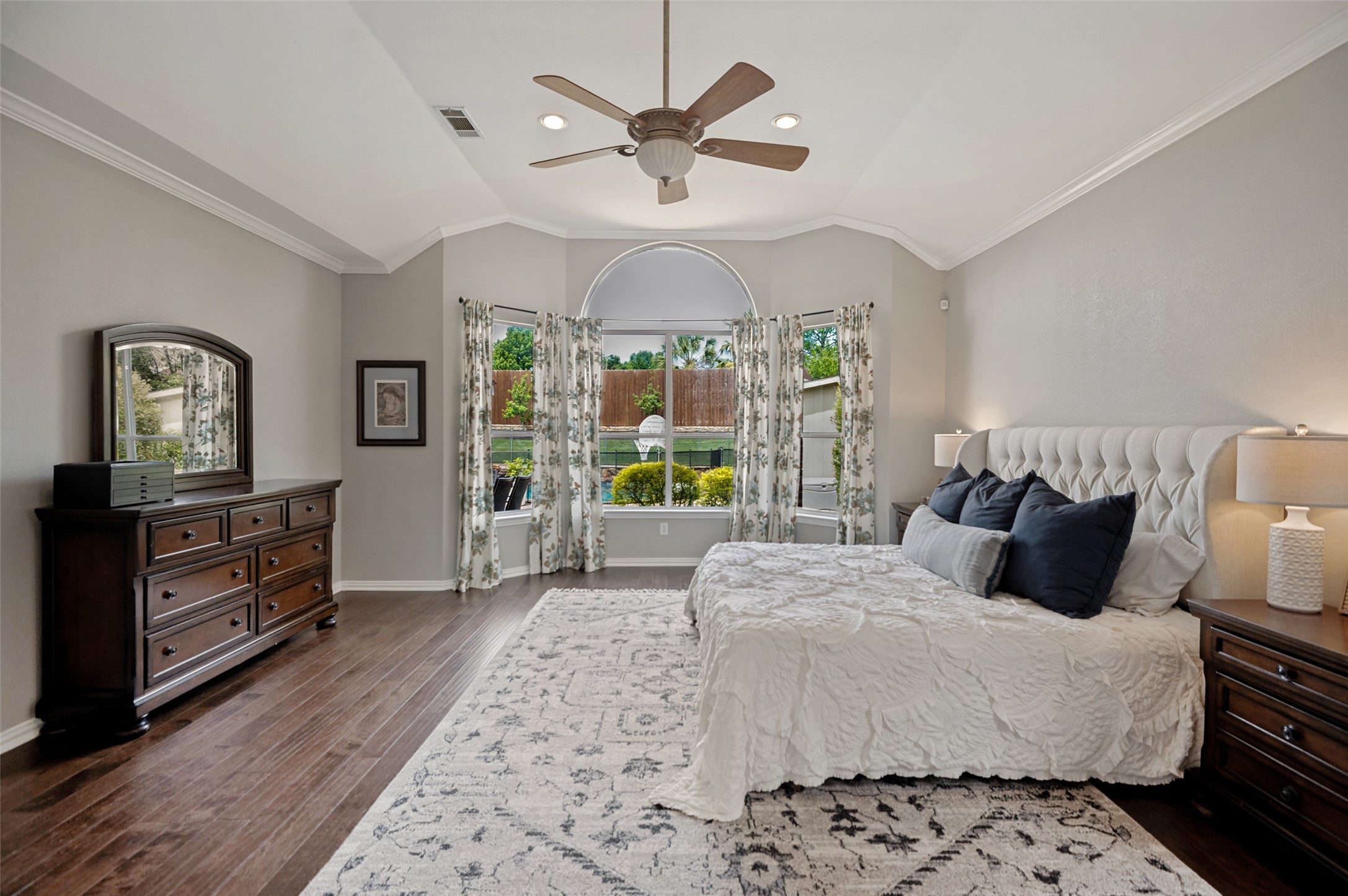 1524 Shadywood Lane