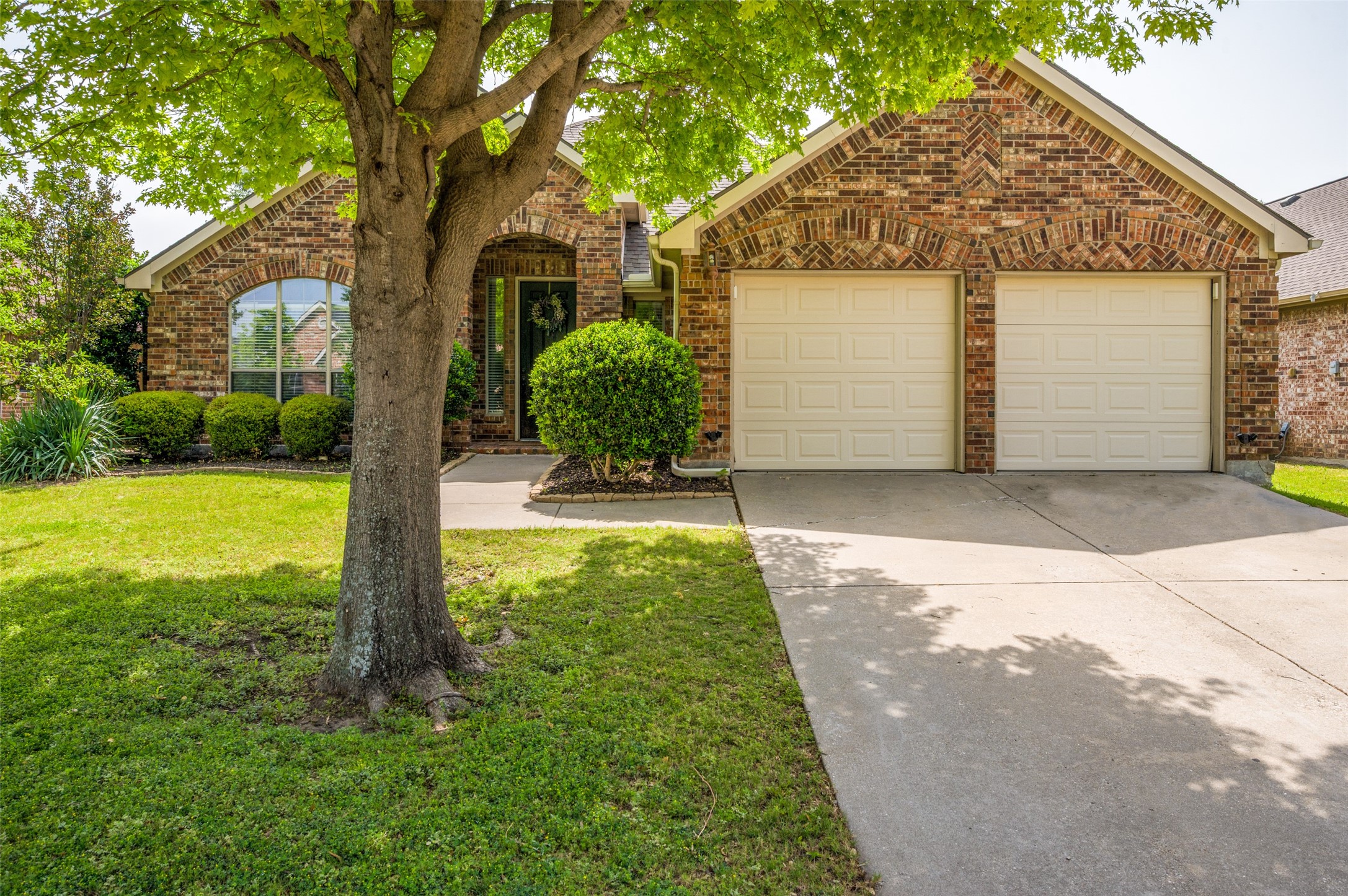 2529 Indian Hills Drive