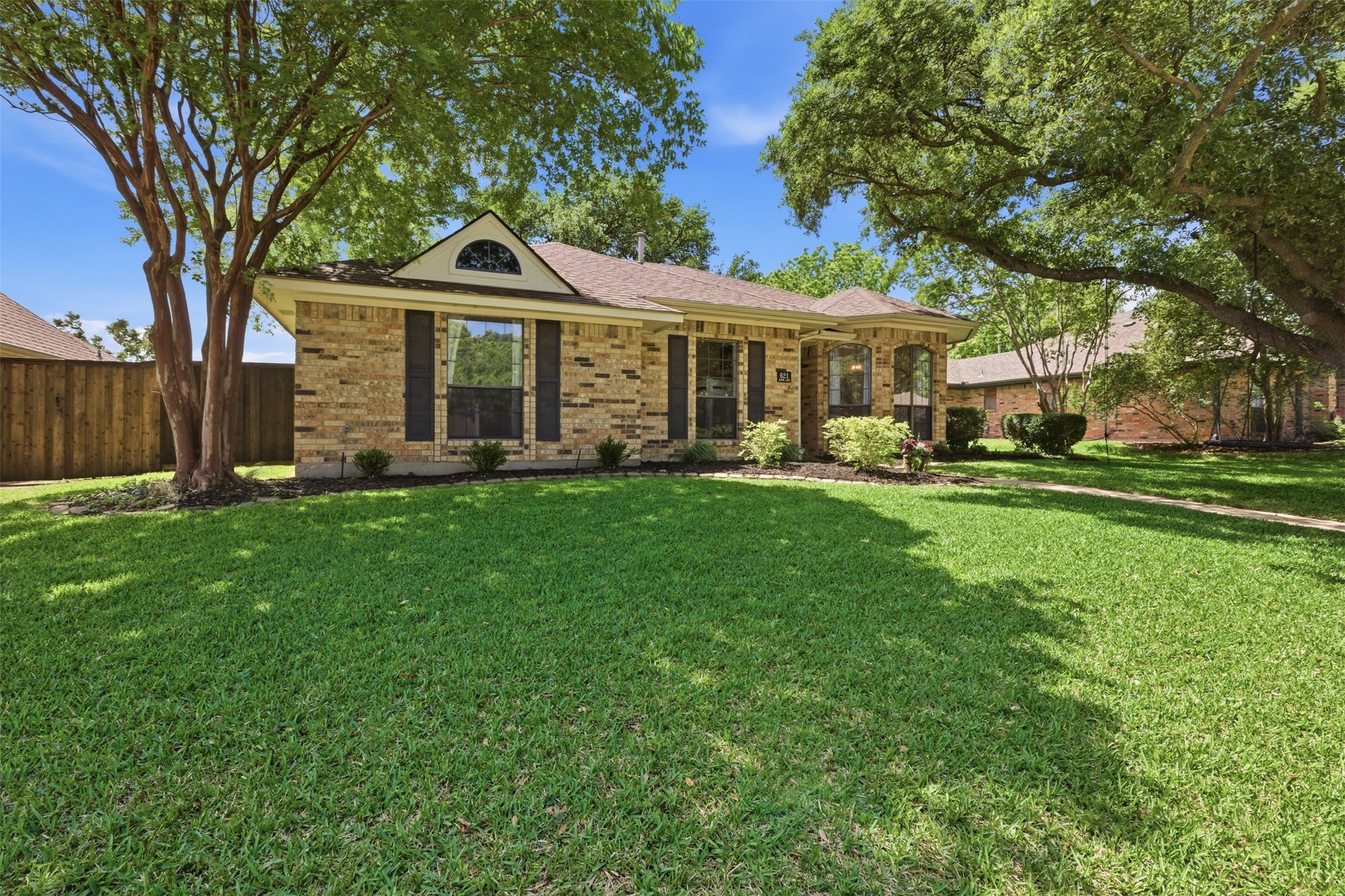 621 Raven Lane