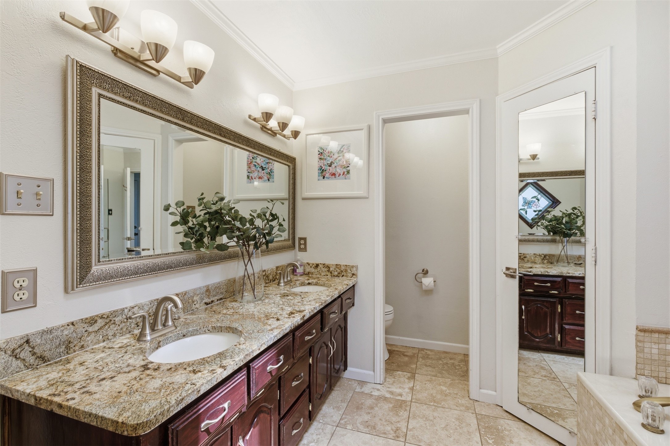 621 Raven Lane