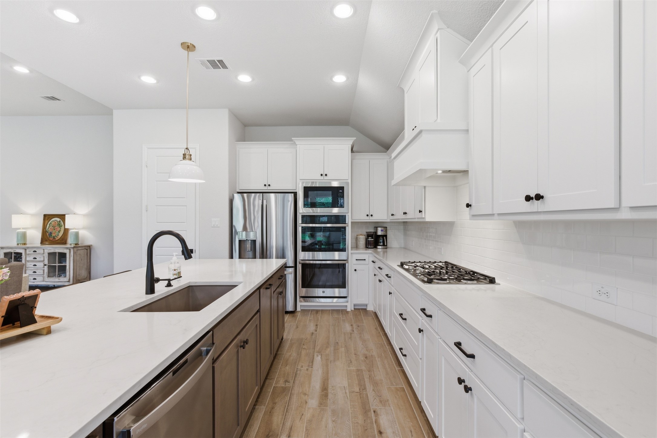 192 Shoreview Drive