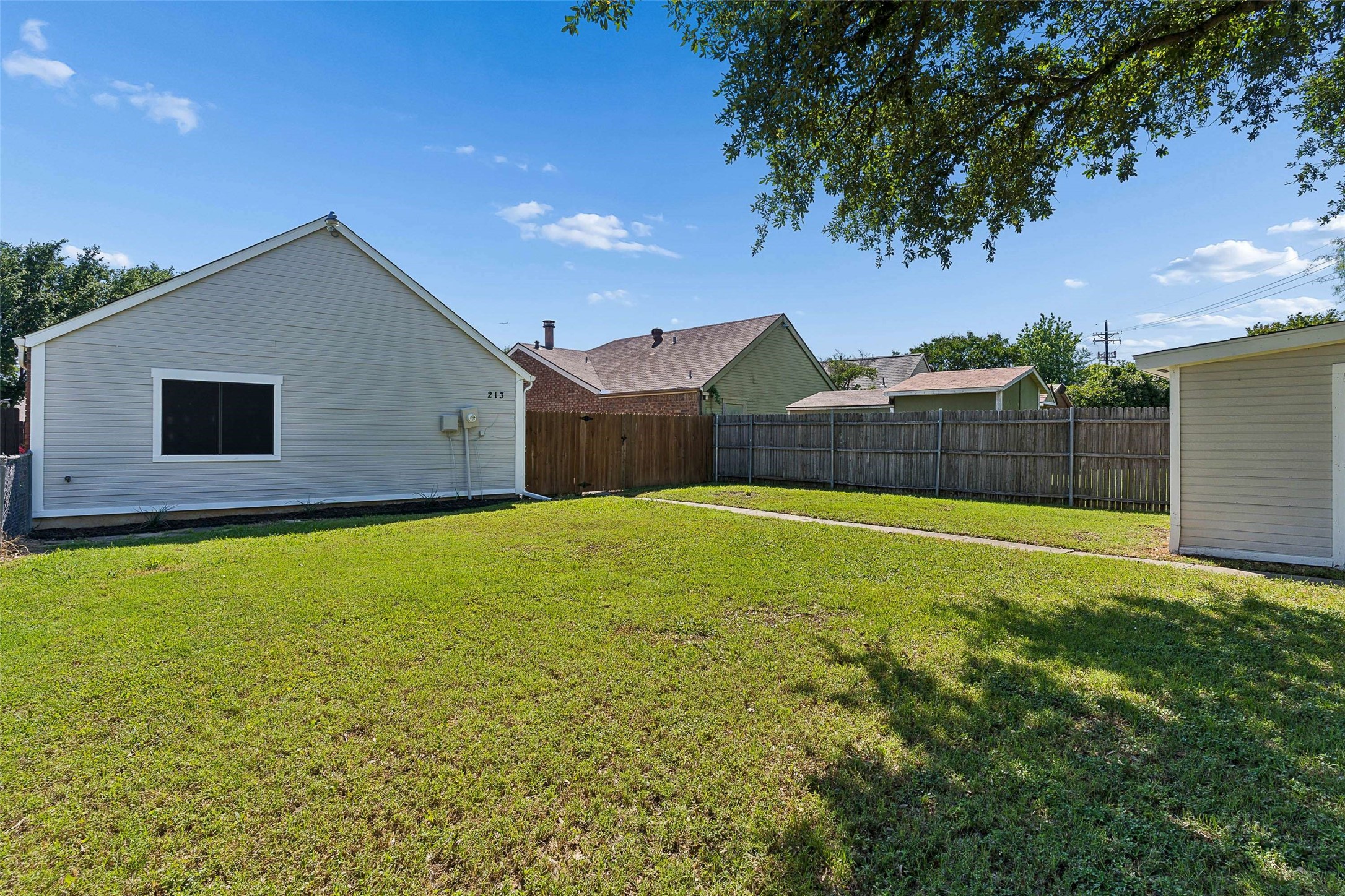213 Teakwood Lane