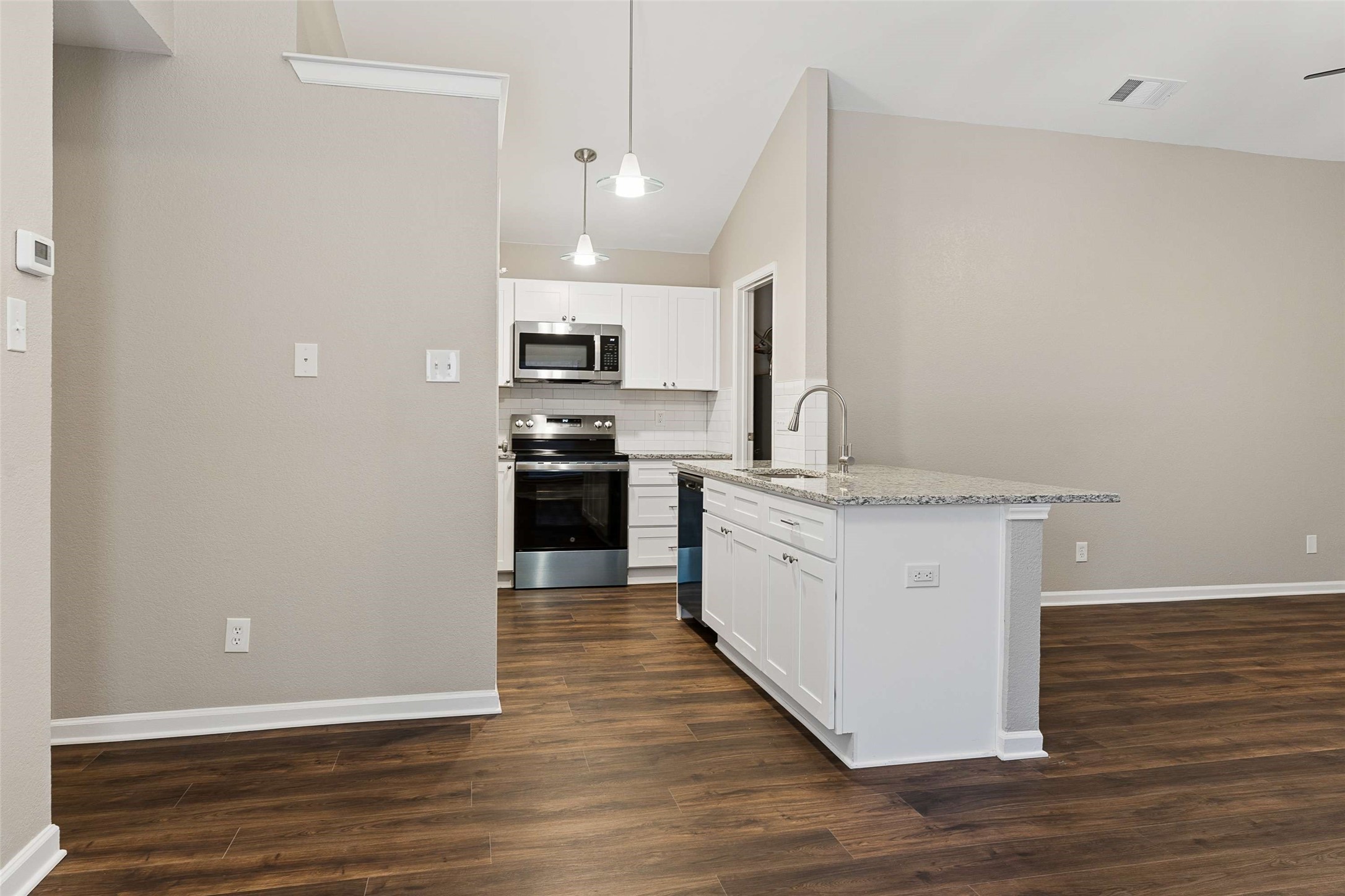 213 Teakwood Lane