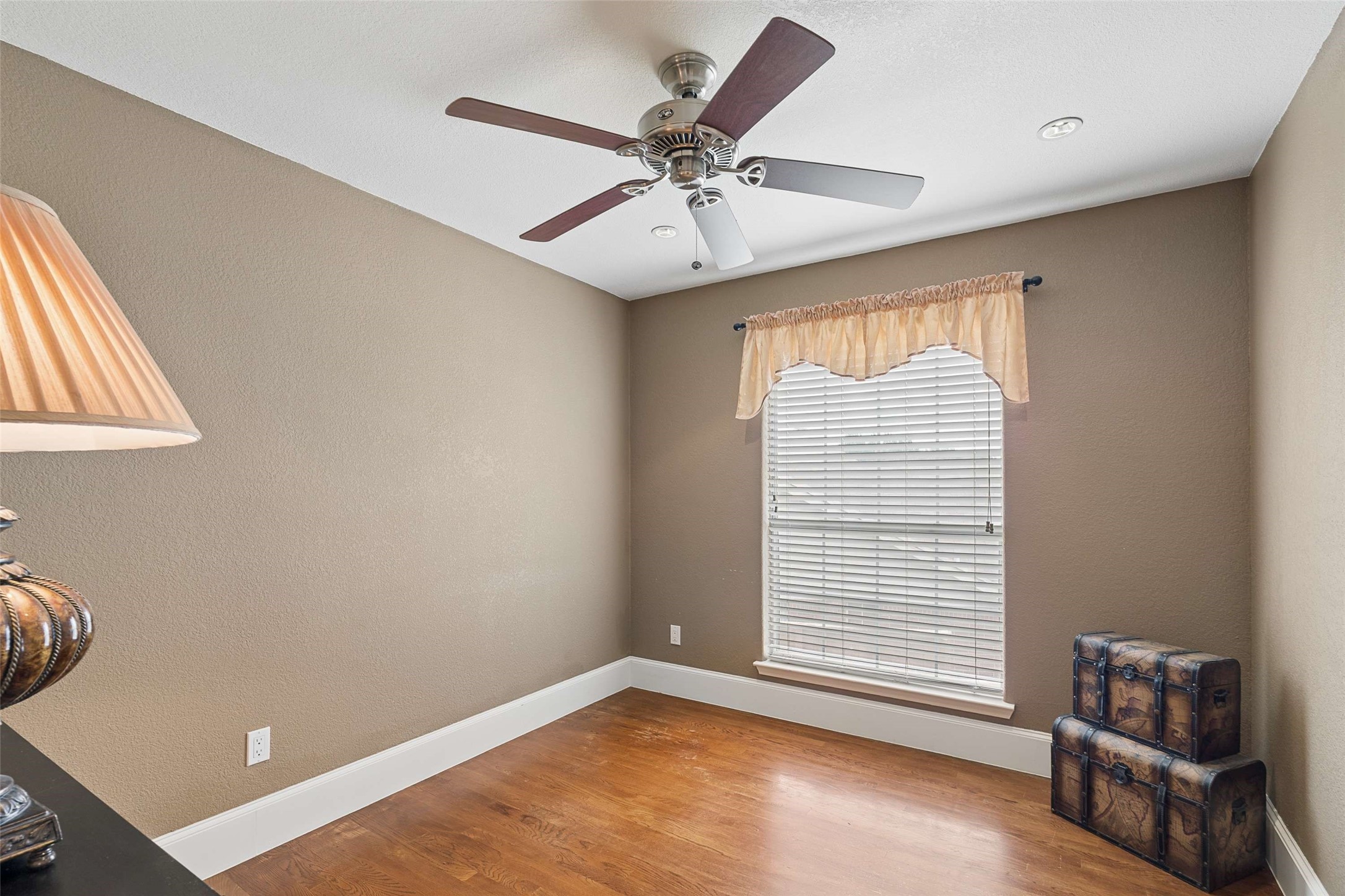 672 Raintree Circle