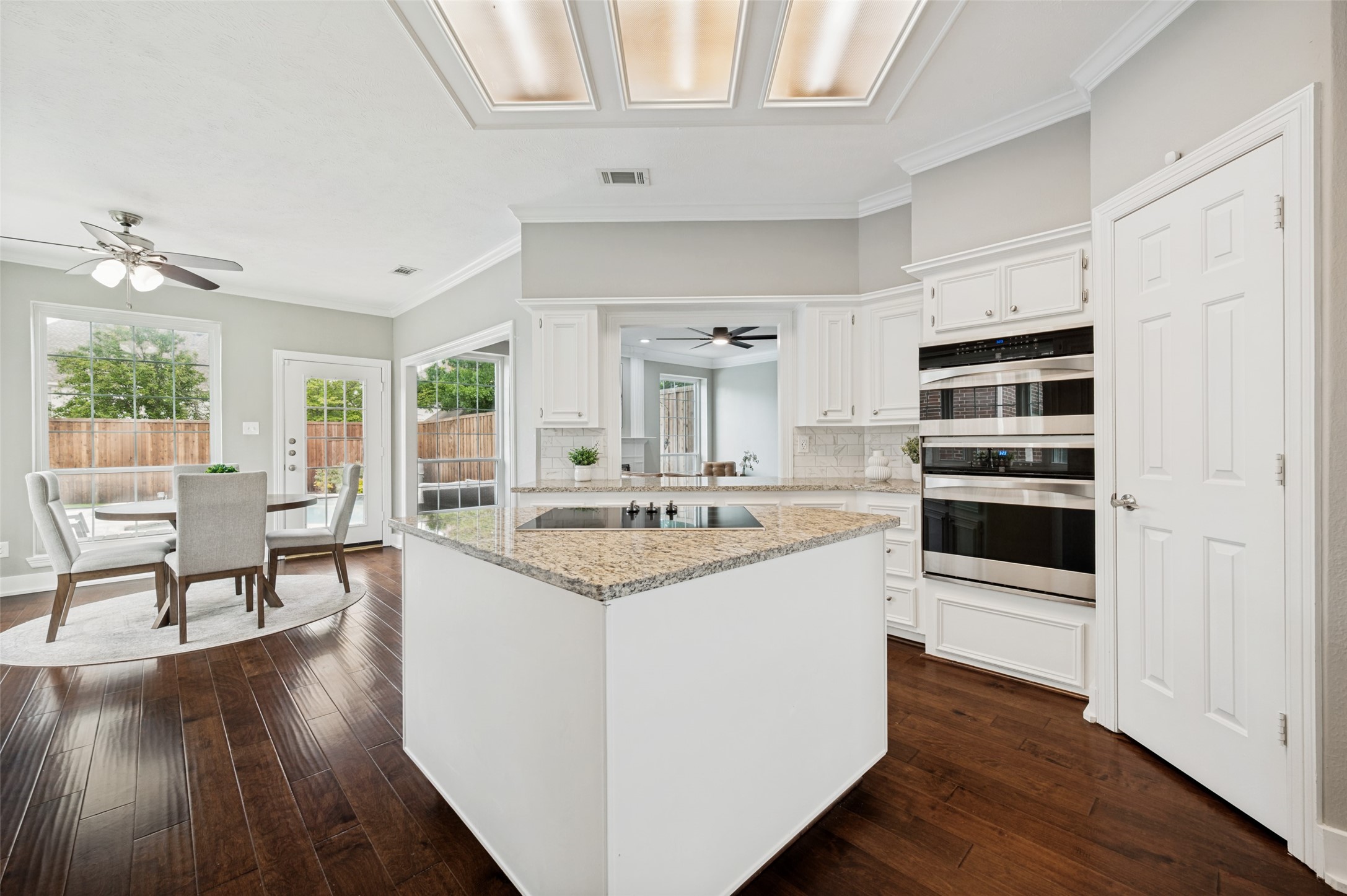 2921 Shadywood Lane