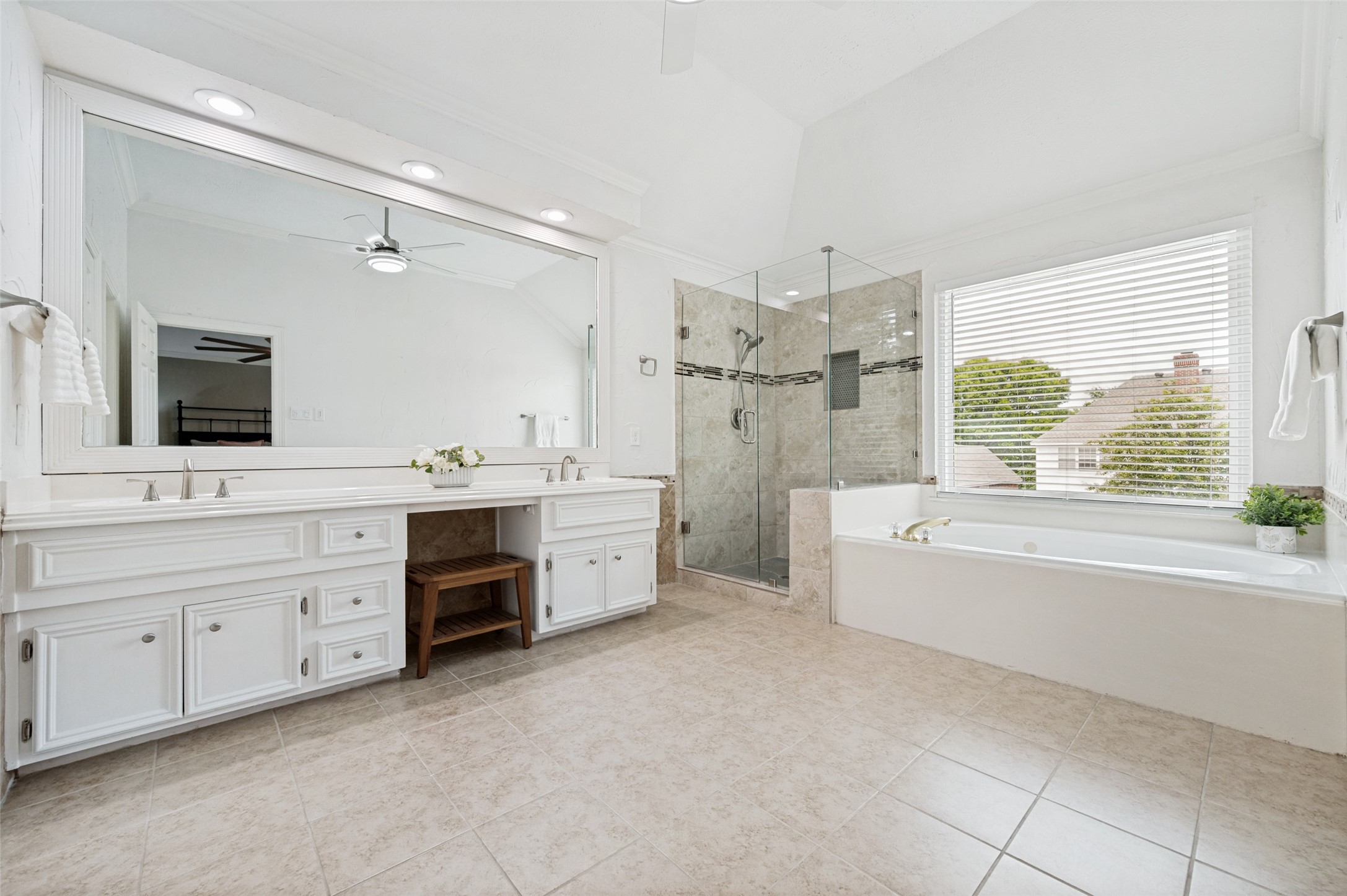 2921 Shadywood Lane