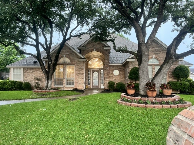 7605 Bridlewood Court