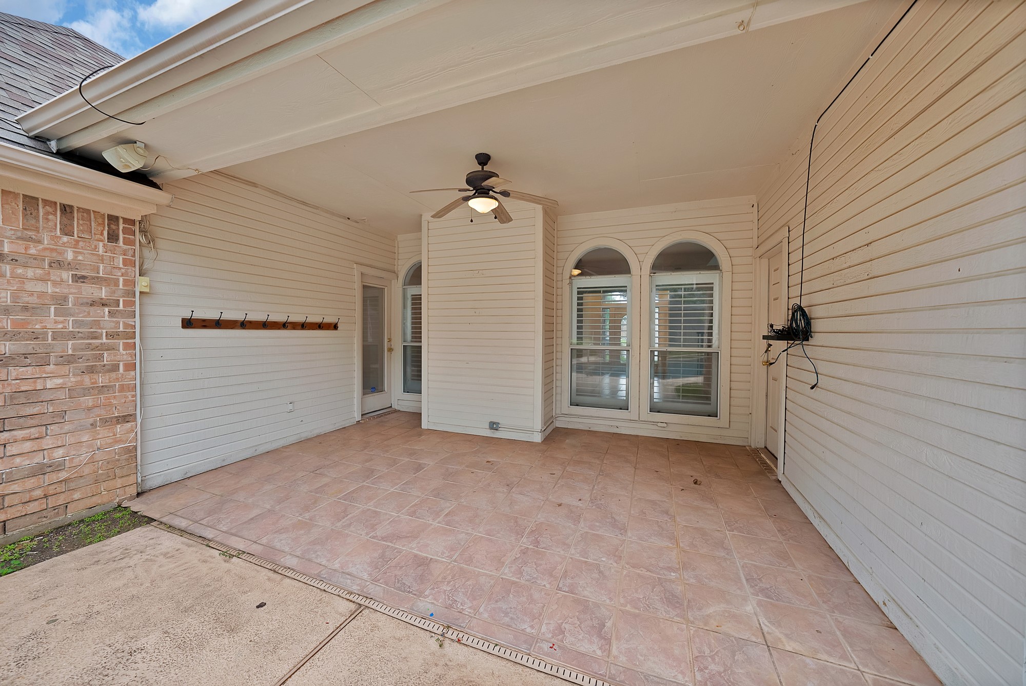 7605 Bridlewood Court