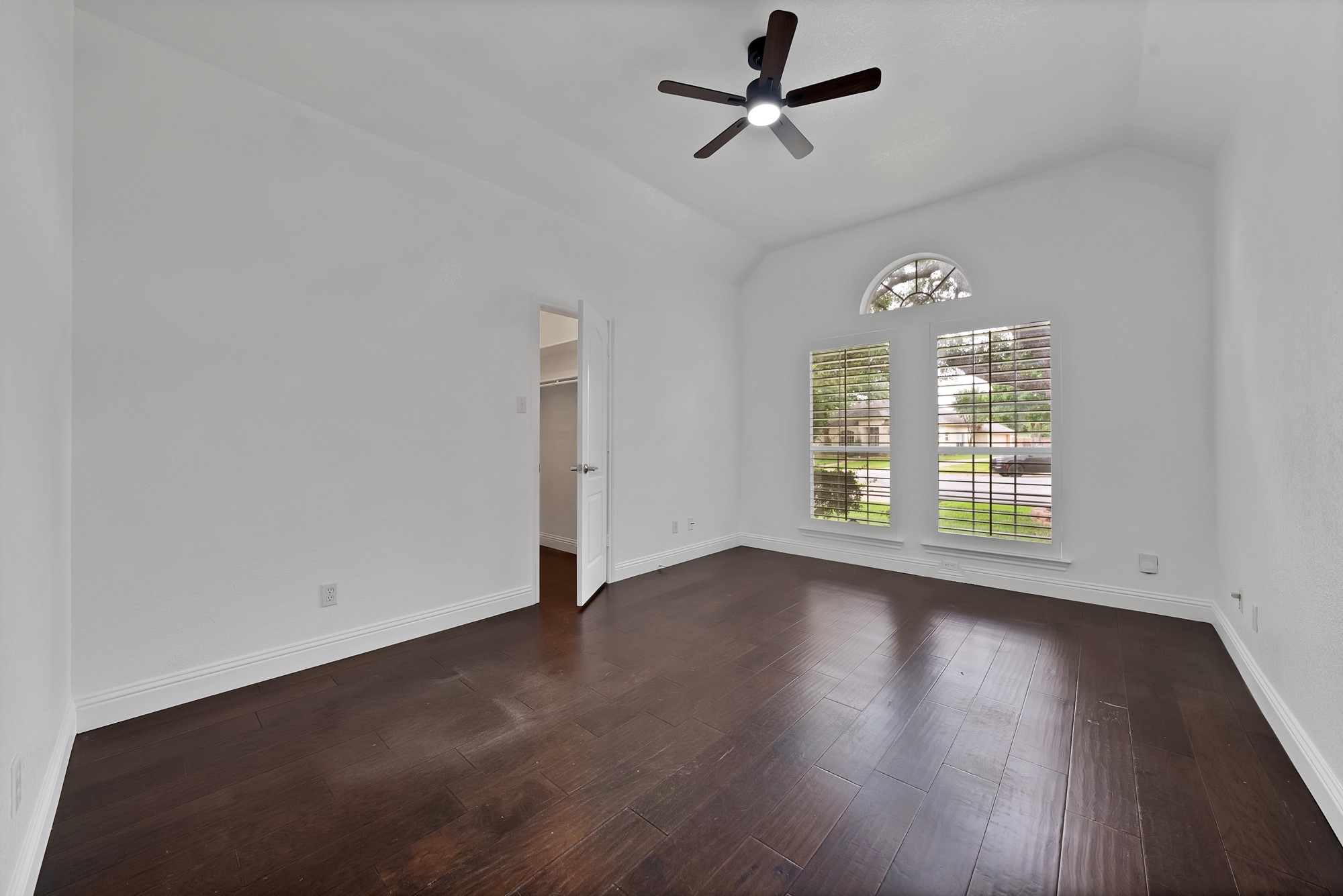 7605 Bridlewood Court