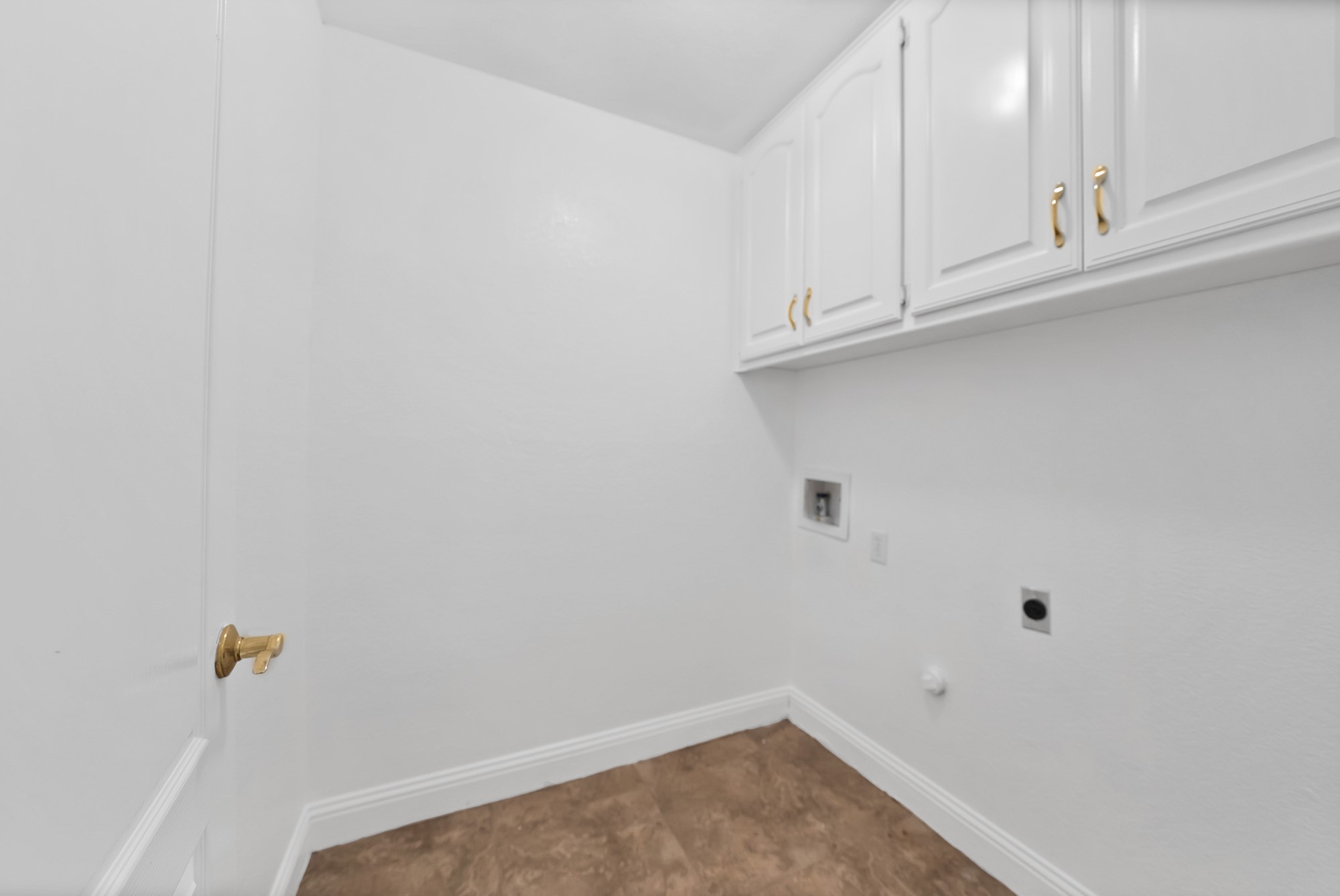 7605 Bridlewood Court