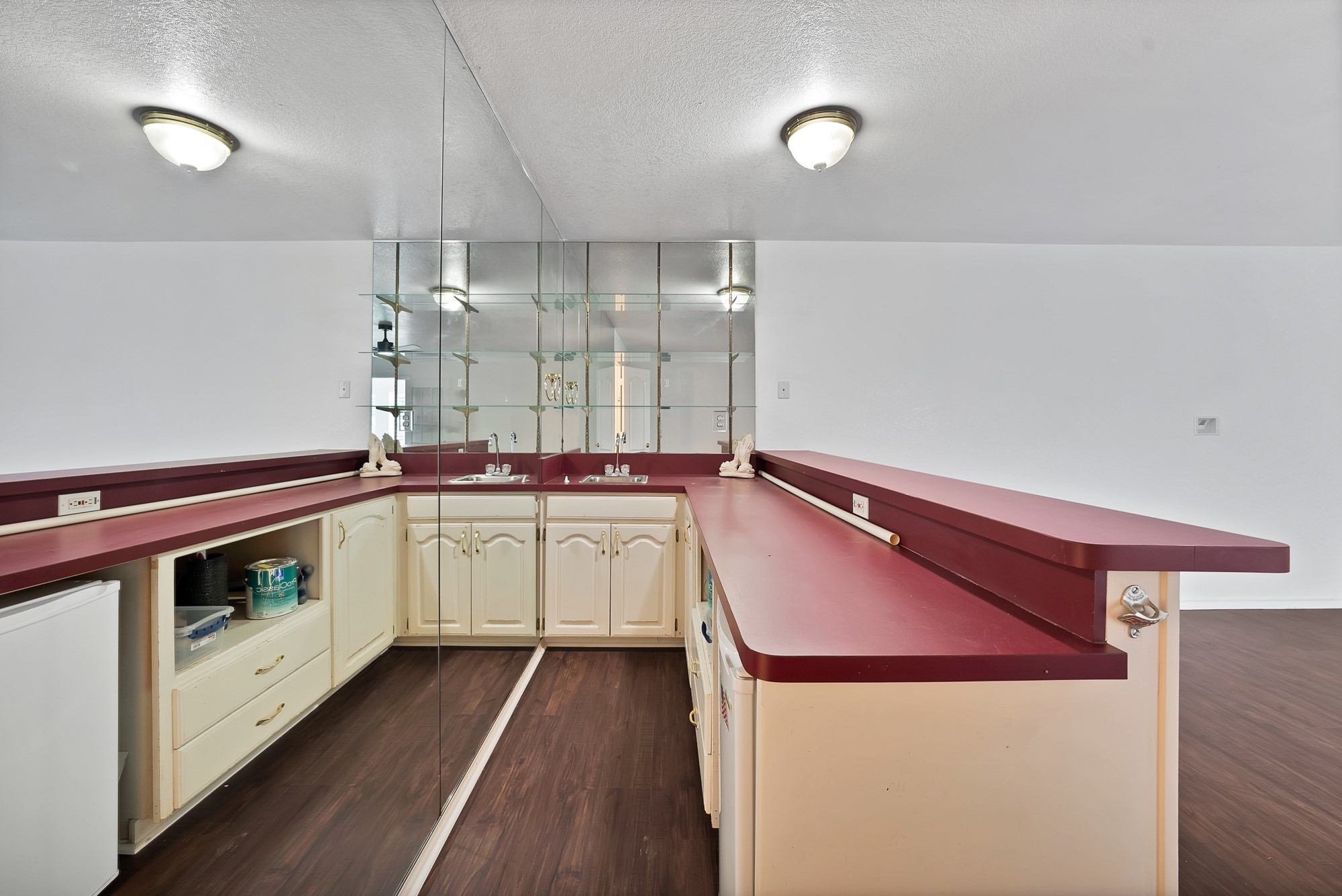 7605 Bridlewood Court