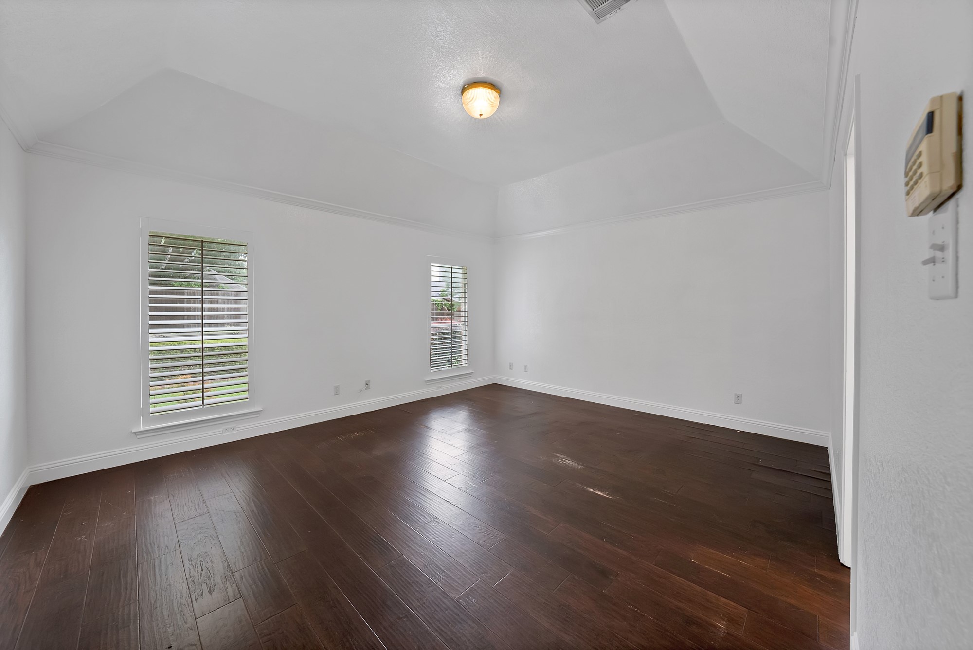 7605 Bridlewood Court