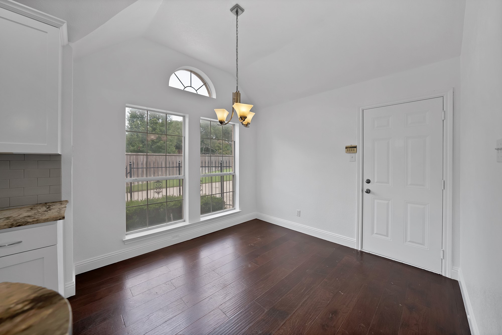 7605 Bridlewood Court