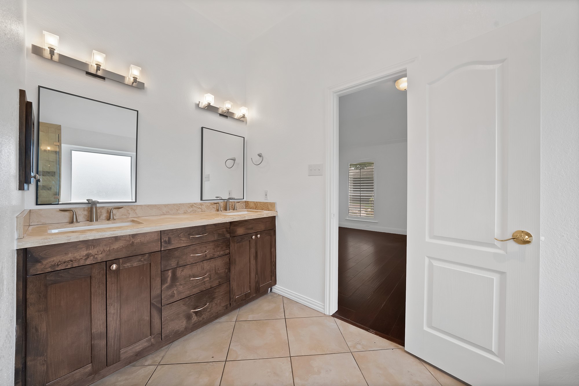 7605 Bridlewood Court