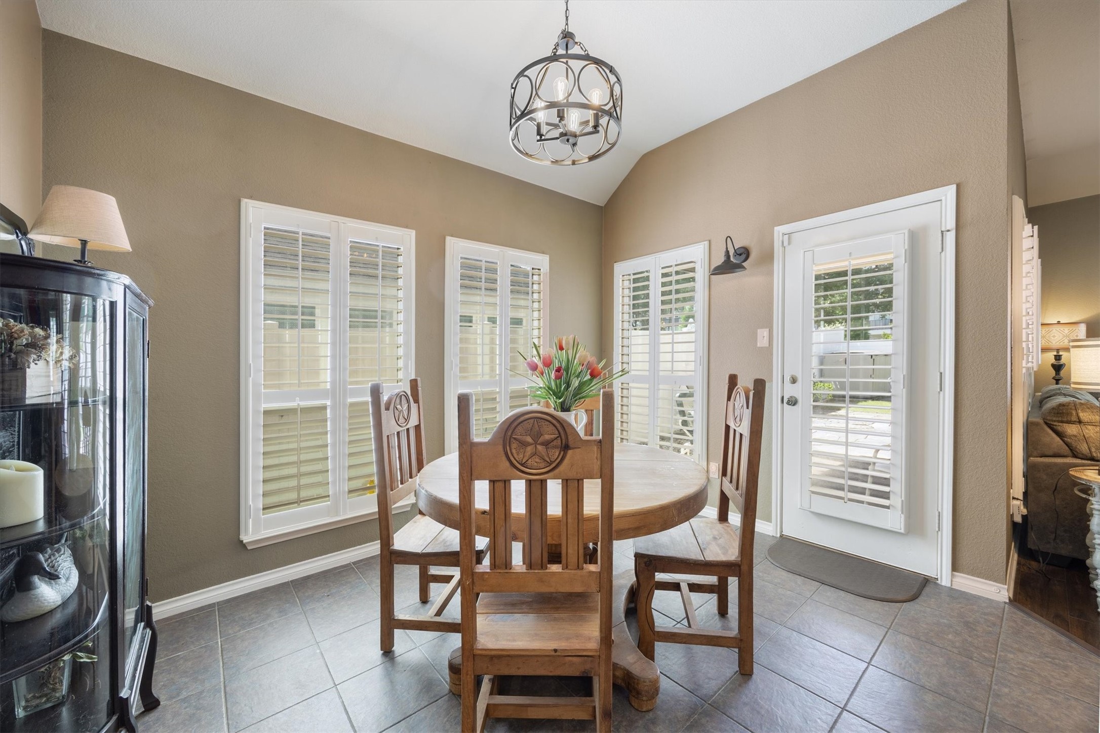 1812 Azalea Drive