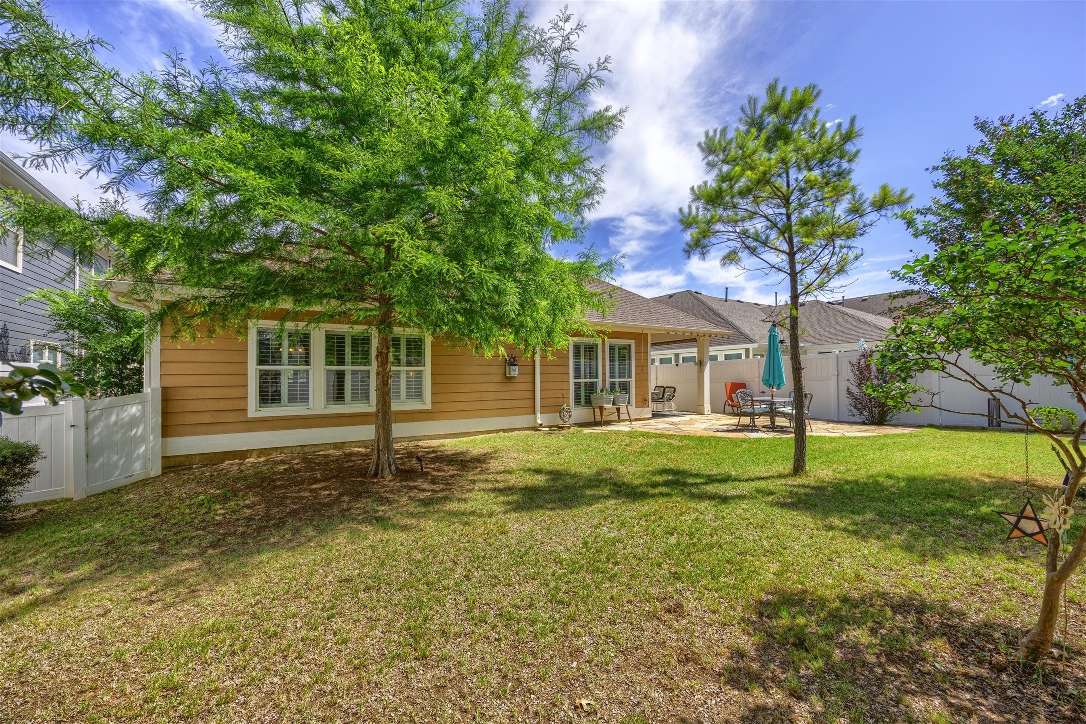 1812 Azalea Drive