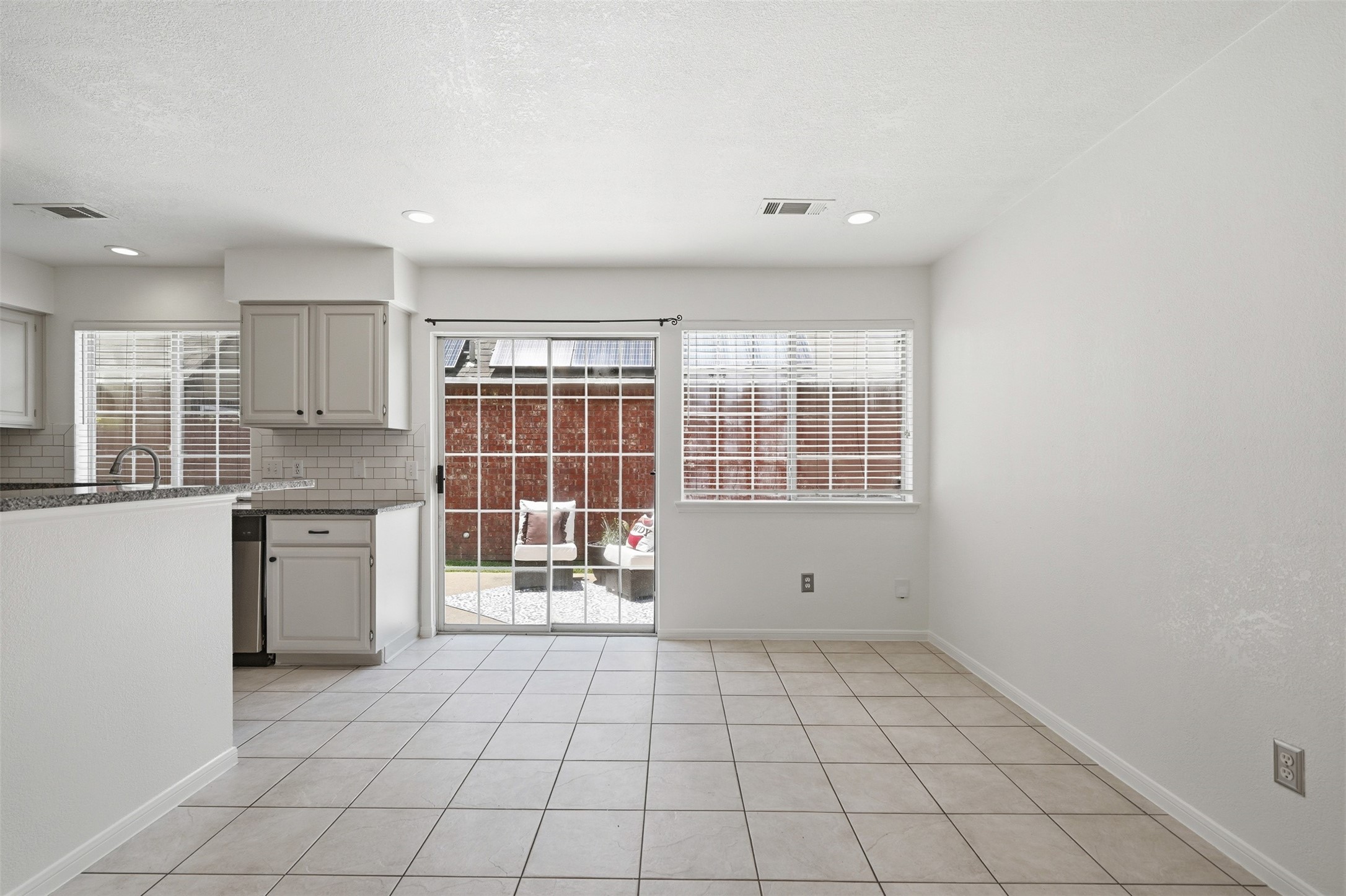 313 Pecos Trail