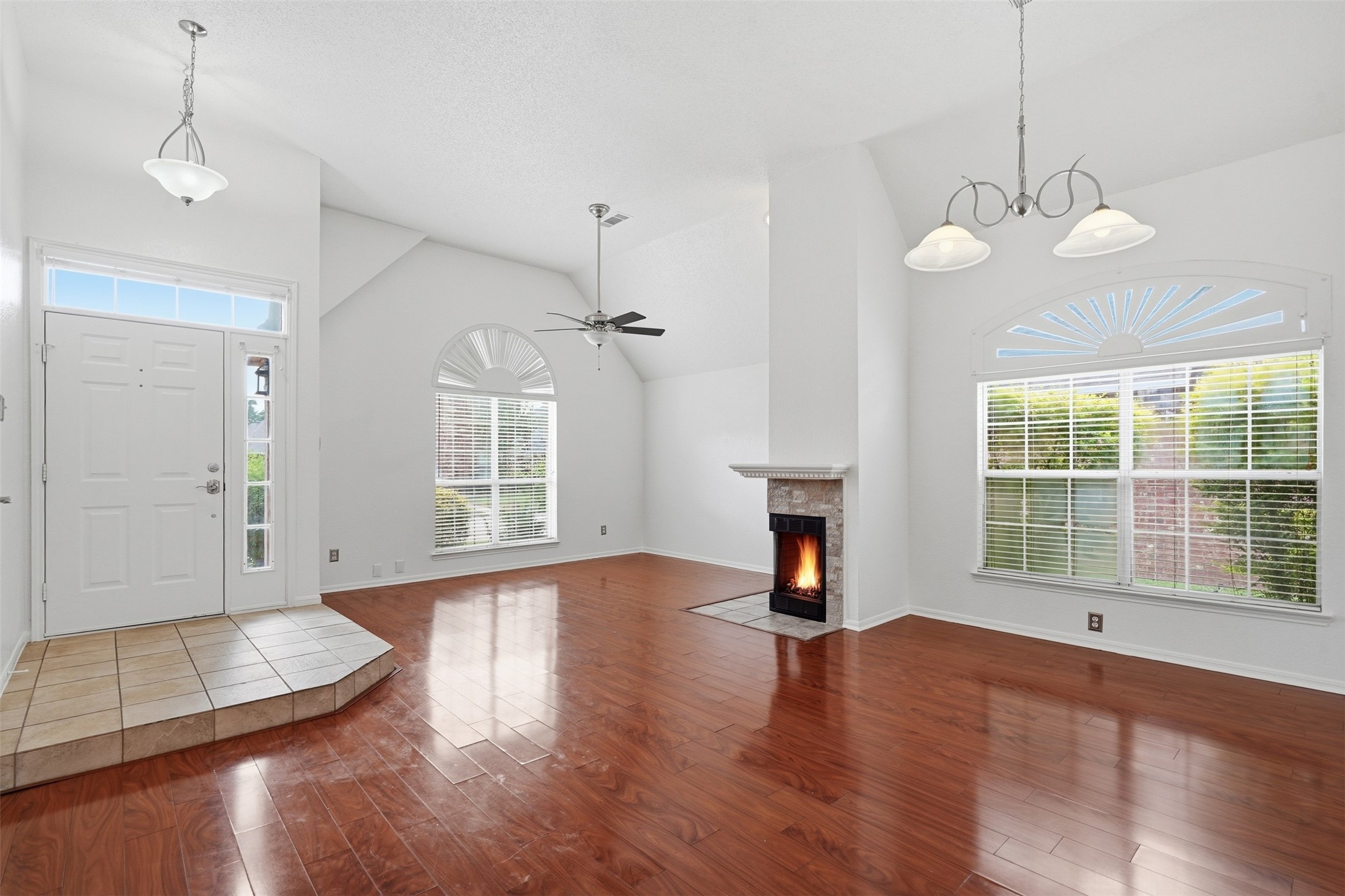 313 Pecos Trail