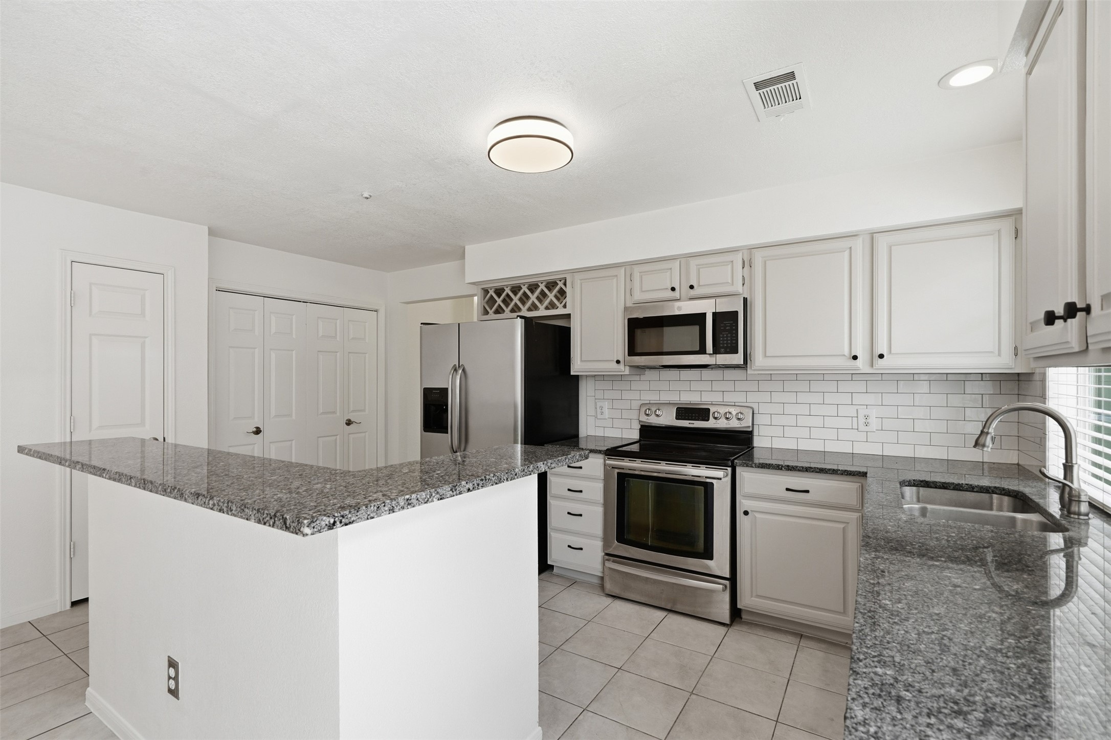 313 Pecos Trail