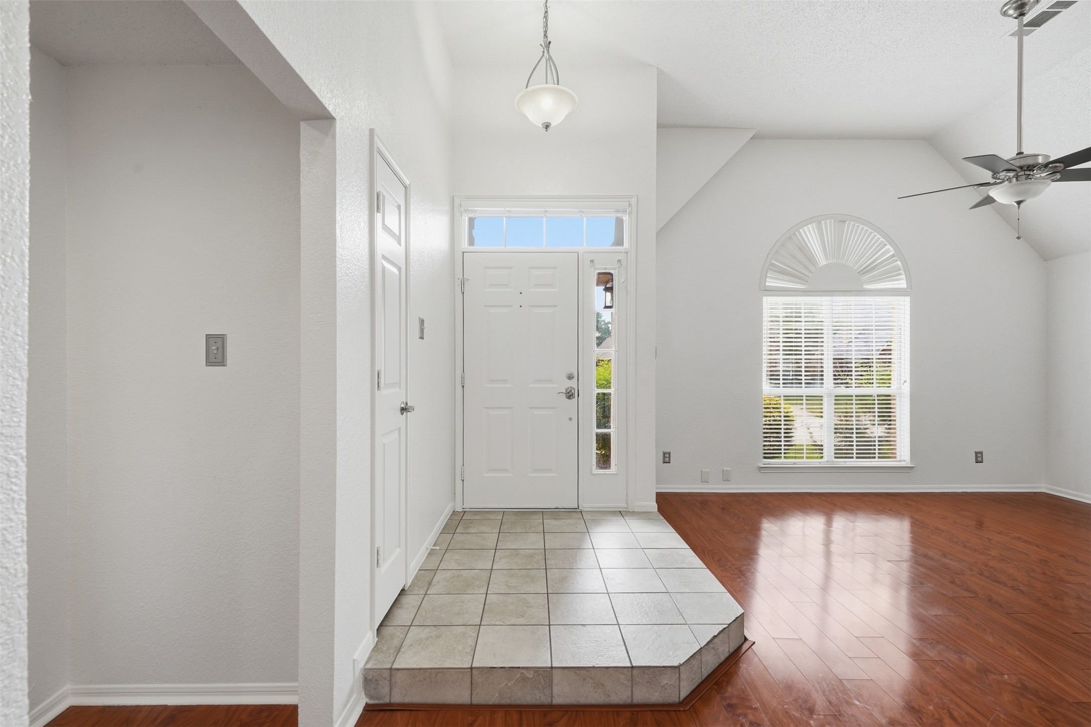 313 Pecos Trail