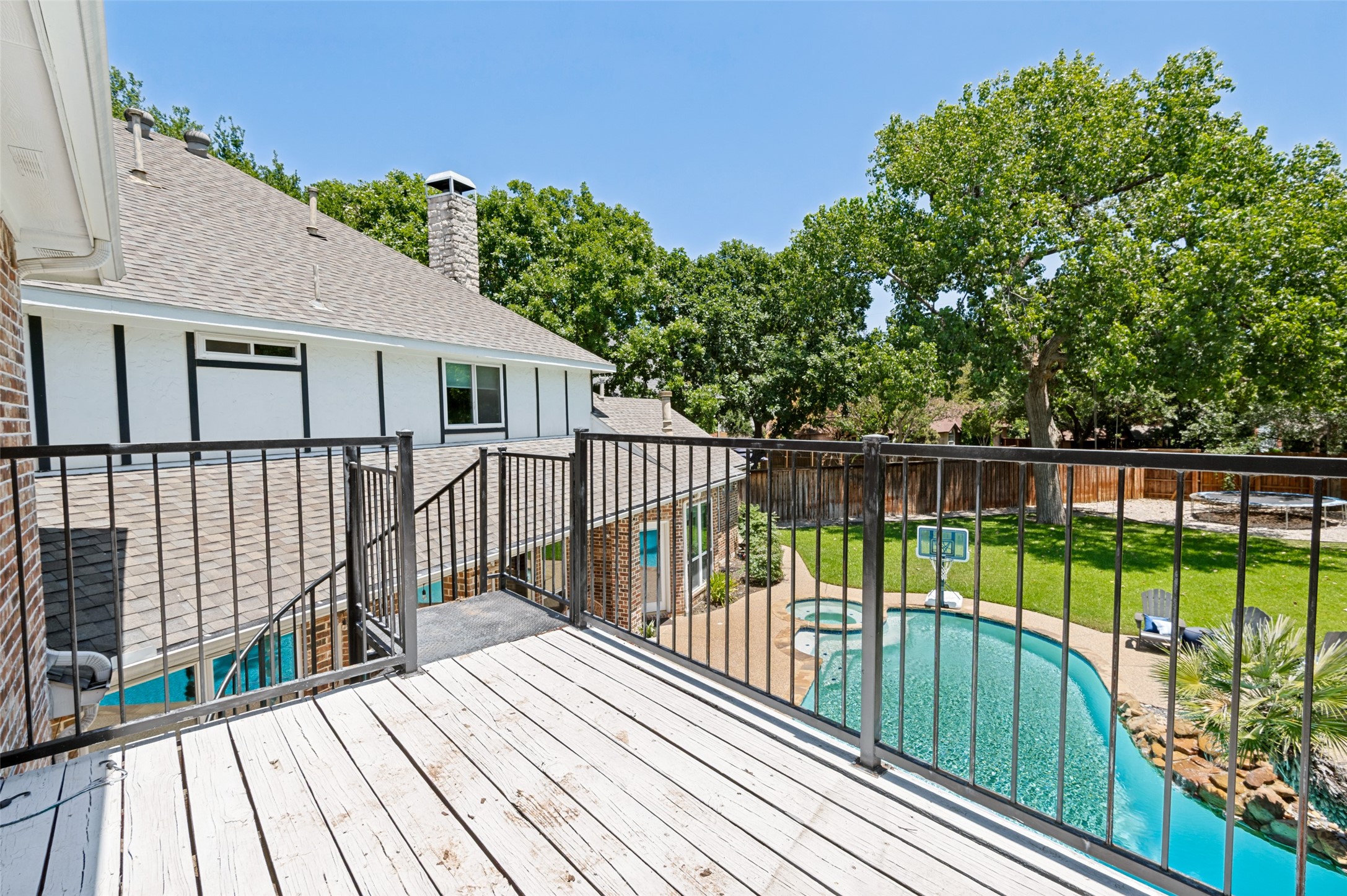 261 Candlelight Cove