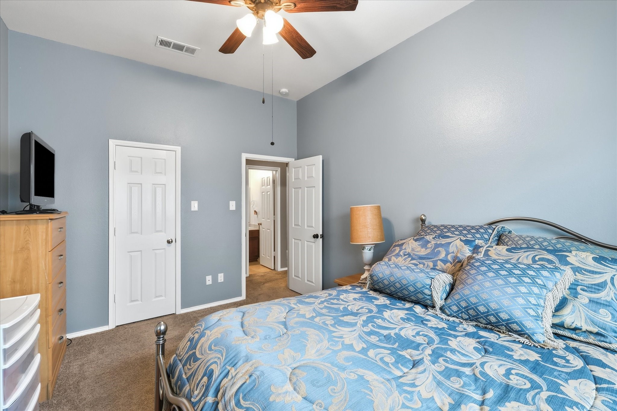 8845 Golden Sunset Trail