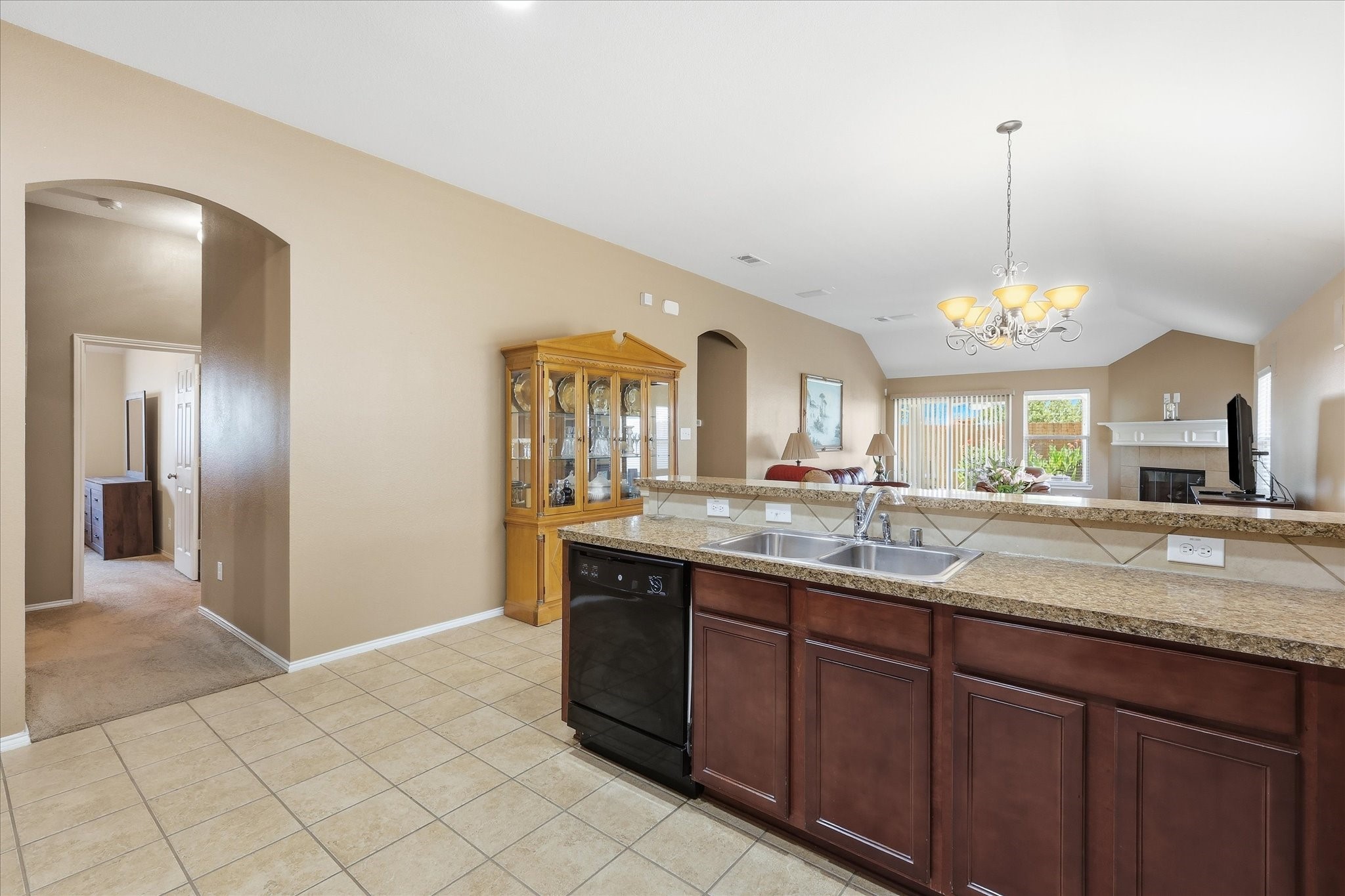 8845 Golden Sunset Trail